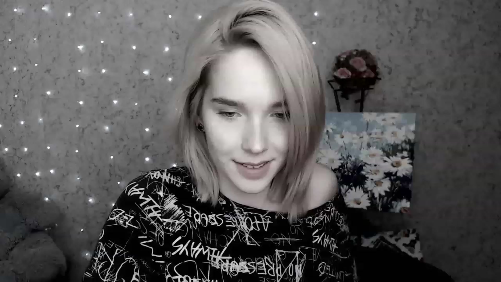Gallery image thumbnail from EvaRockStar's myfreecams stream on, 02/12/2023, 15:50 image 15 of 20