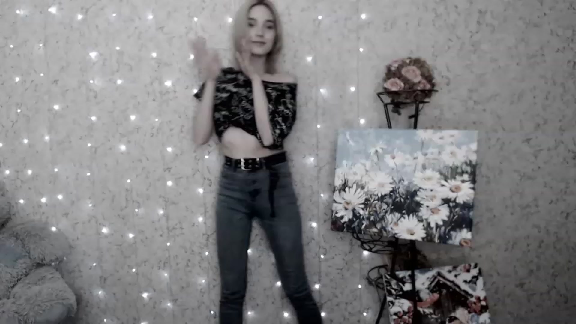 Gallery image thumbnail from EvaRockStar's myfreecams stream on, 02/12/2023, 15:50 image 9 of 20