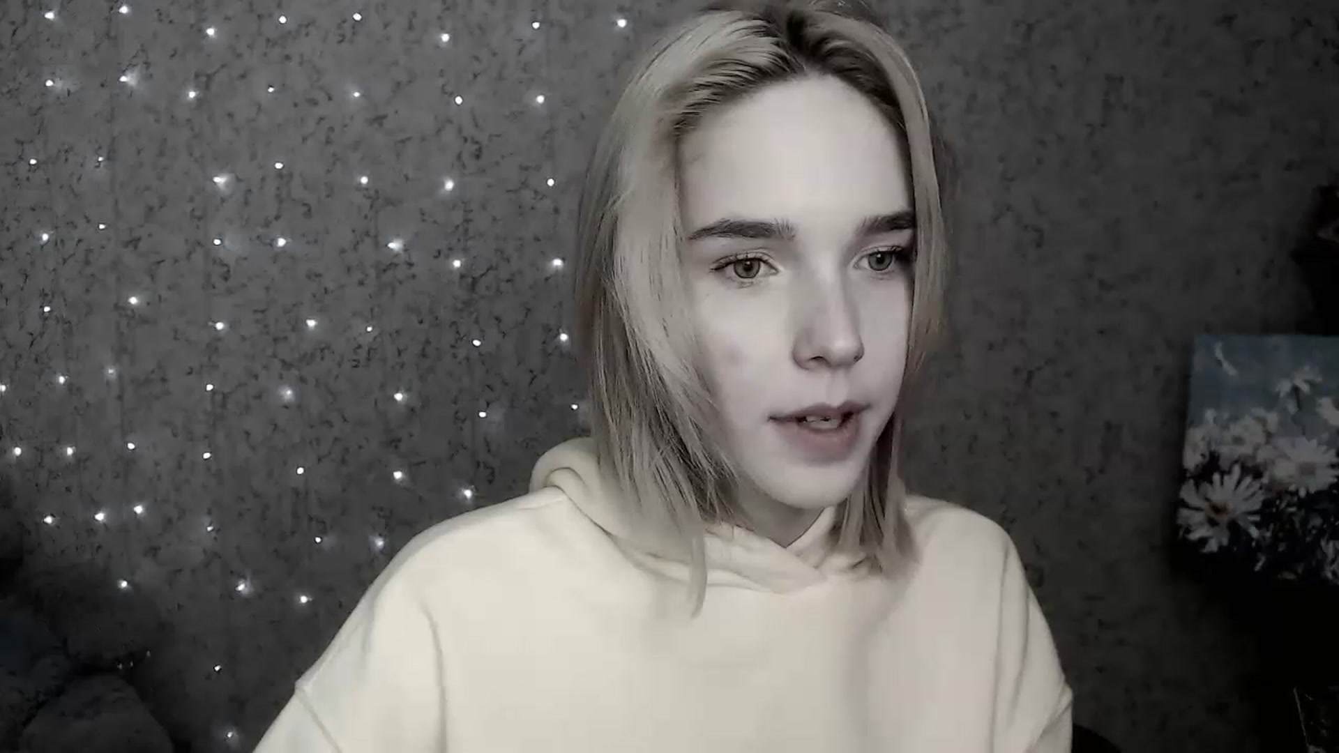 Gallery image thumbnail from EvaRockStar's myfreecams stream on, 02/12/2023, 17:29 image 8 of 20