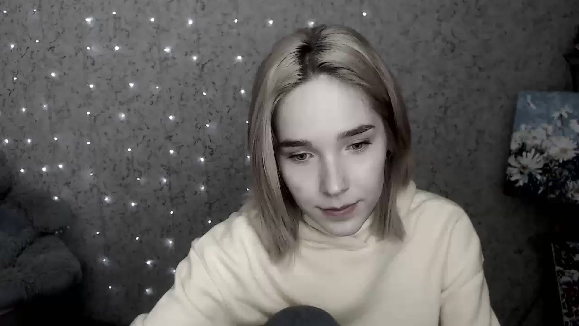 Gallery image thumbnail from EvaRockStar's myfreecams stream on, 02/12/2023, 17:29 image 10 of 20