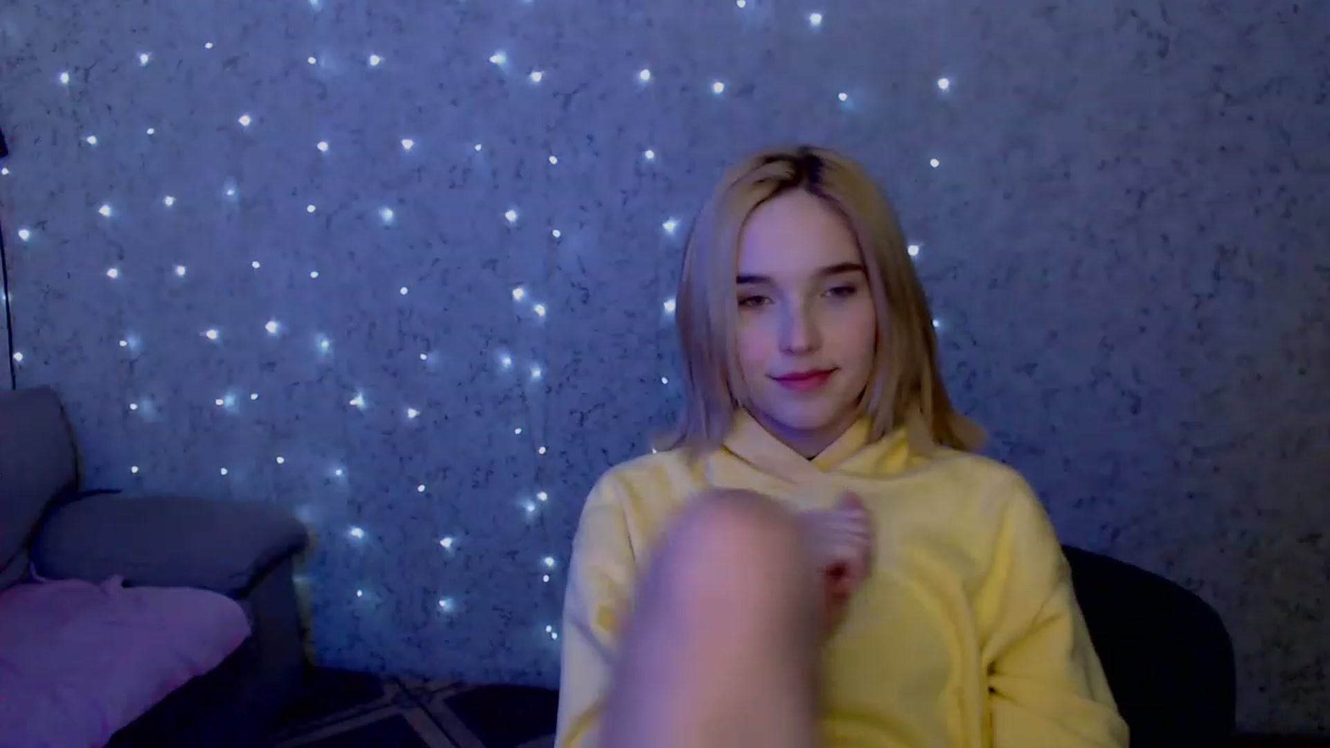 Gallery image thumbnail from EvaRockStar's myfreecams stream on, 02/18/2023, 19:00 image 19 of 20