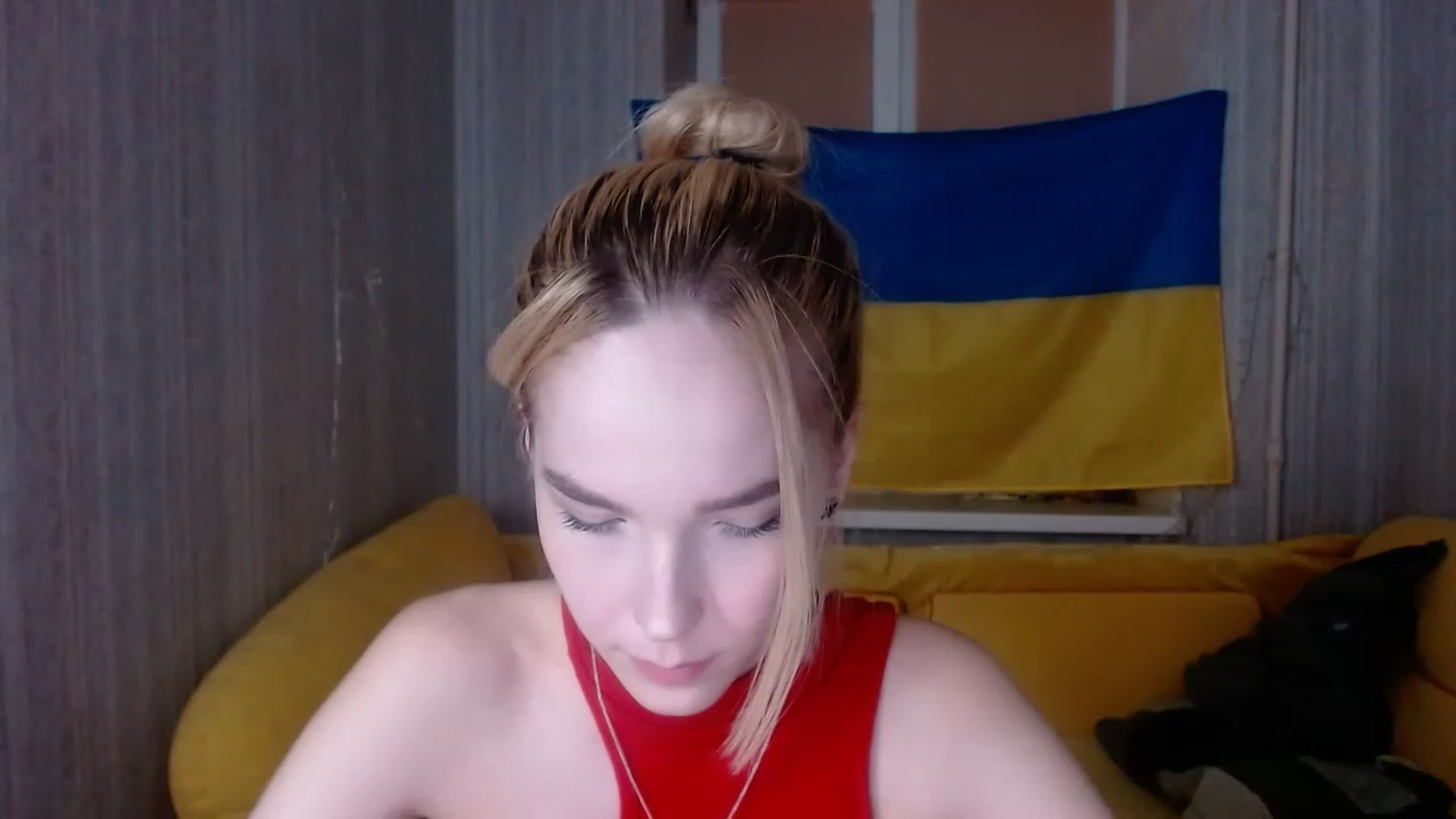 Gallery image thumbnail from EvaRockStar's myfreecams stream on, 03/05/2023, 17:24 image 14 of 20