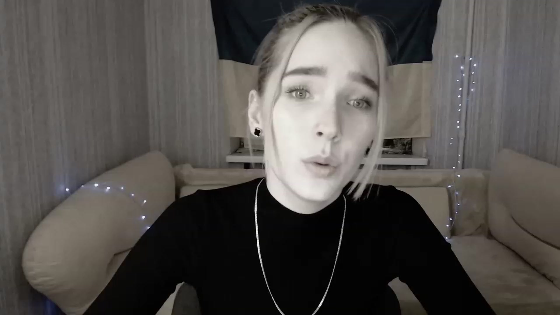 Gallery image thumbnail from EvaRockStar's myfreecams stream on, 03/13/2023, 17:14 image 10 of 20