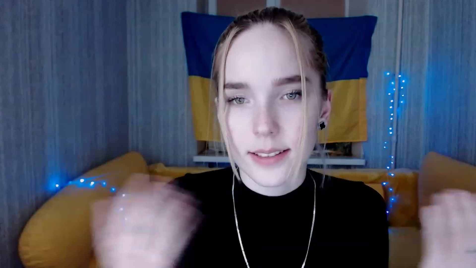 Gallery image thumbnail from EvaRockStar's myfreecams stream on, 03/13/2023, 19:09 image 16 of 20