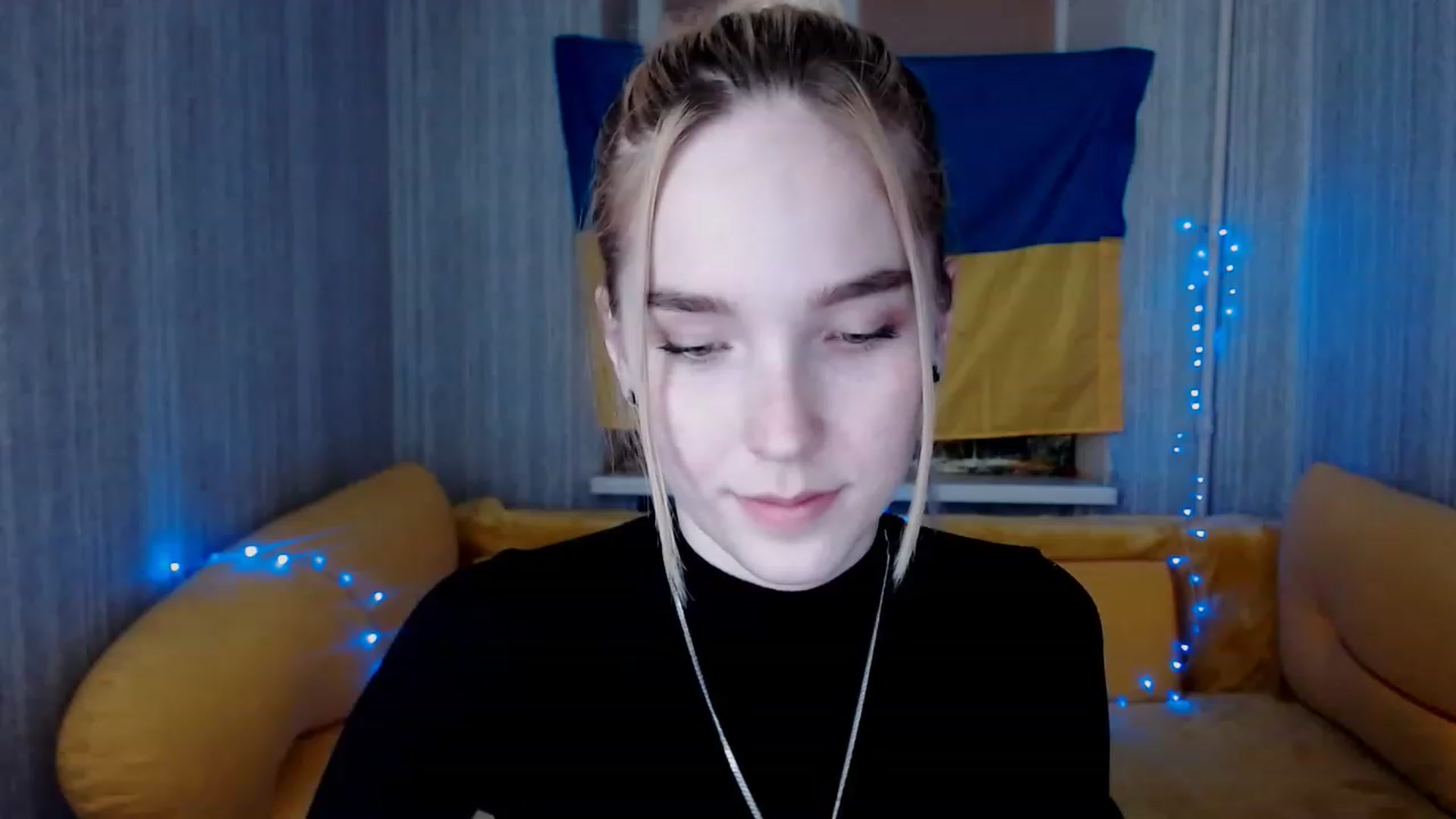Gallery image thumbnail from EvaRockStar's myfreecams stream on, 03/13/2023, 19:09 image 13 of 20