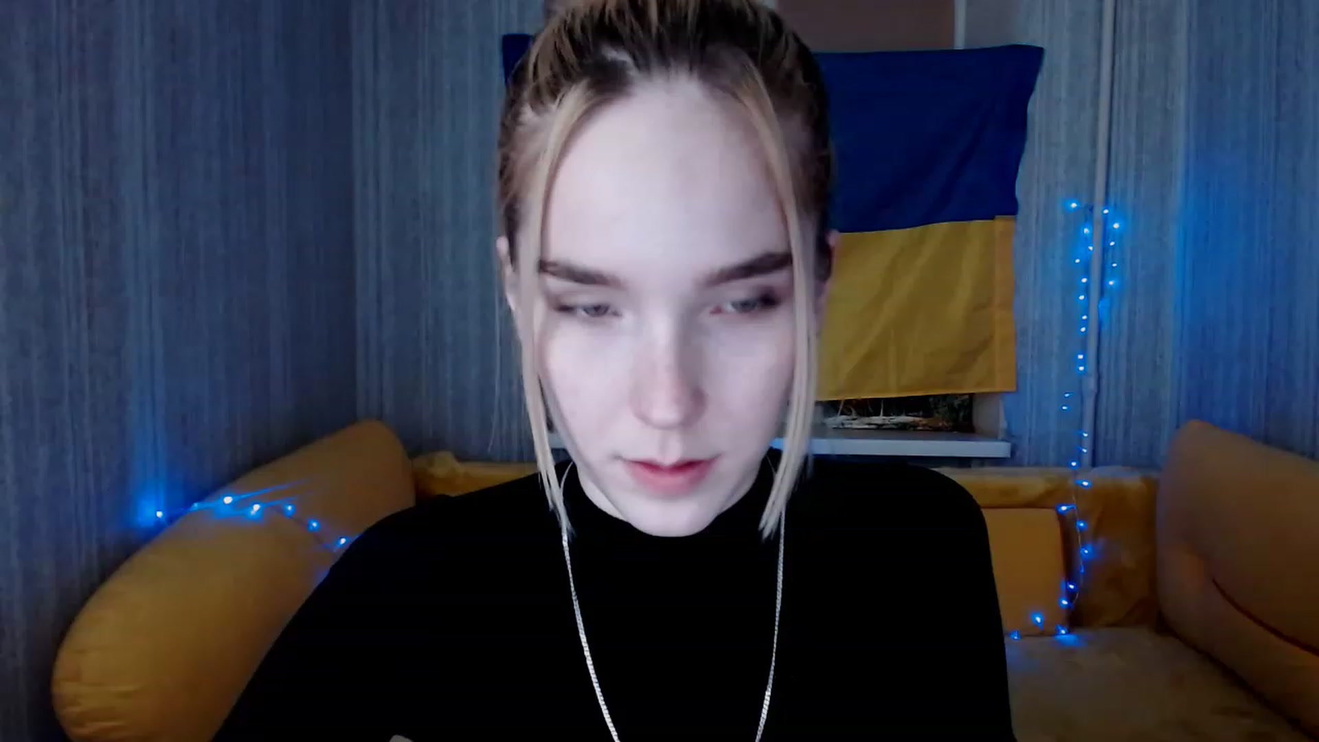 Gallery image thumbnail from EvaRockStar's myfreecams stream on, 03/13/2023, 19:09 image 10 of 20