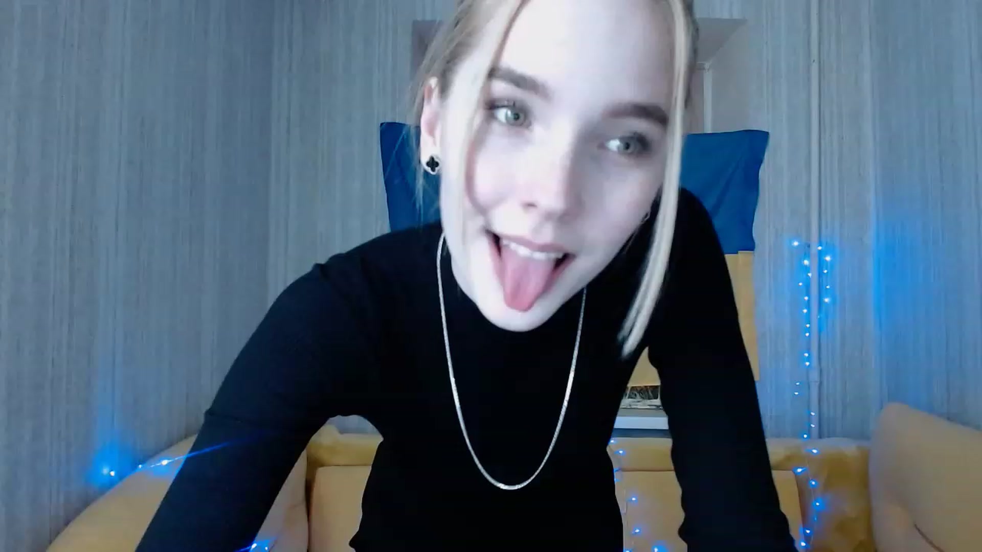Gallery image thumbnail from EvaRockStar's myfreecams stream on, 03/13/2023, 19:09 image 9 of 20