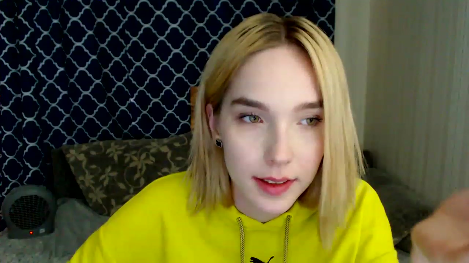 Gallery image thumbnail from EvaRockStar's myfreecams stream on, 03/16/2023, 09:53 image 19 of 20