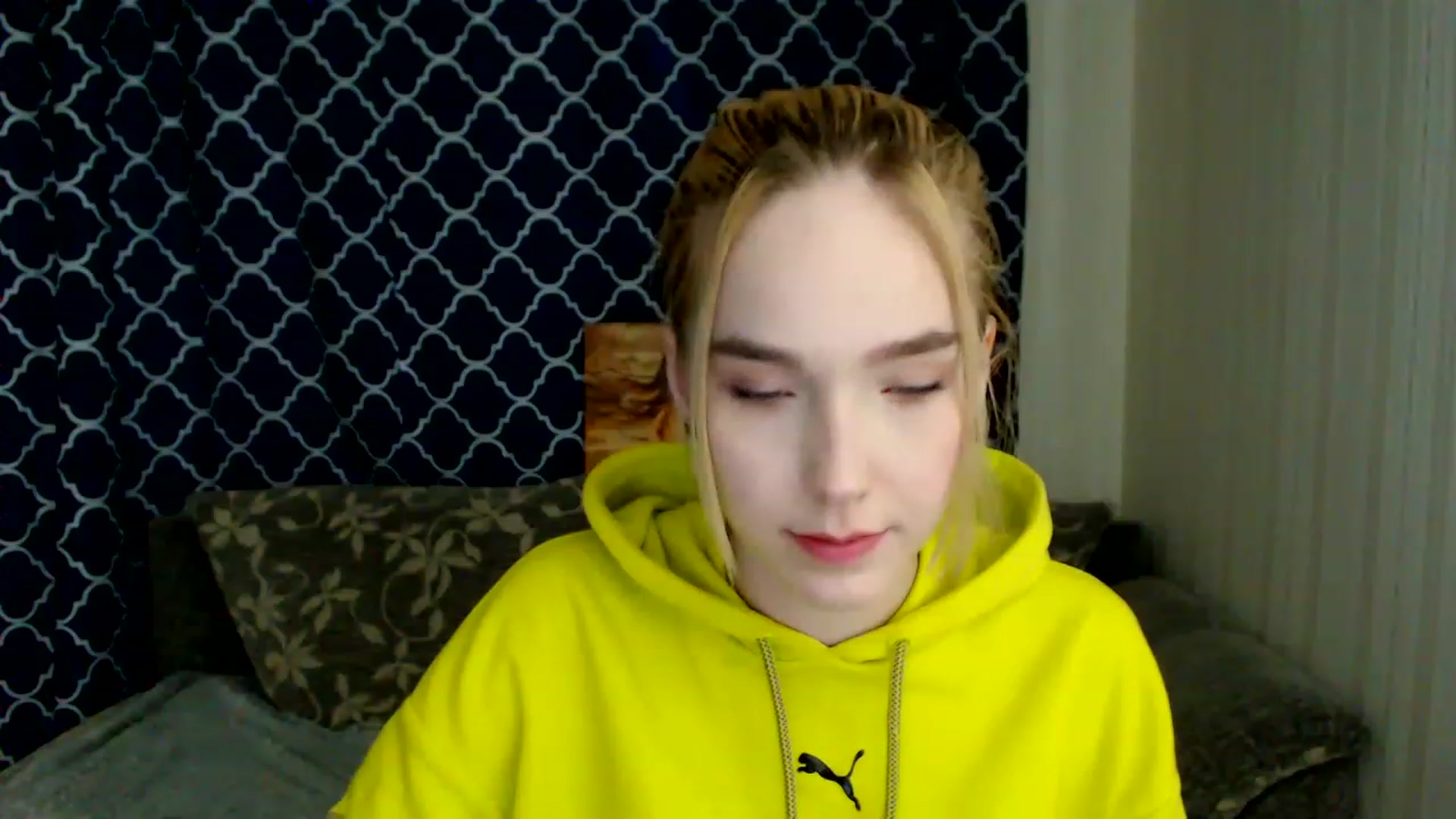 Gallery image thumbnail from EvaRockStar's myfreecams stream on, 03/16/2023, 09:53 image 3 of 20