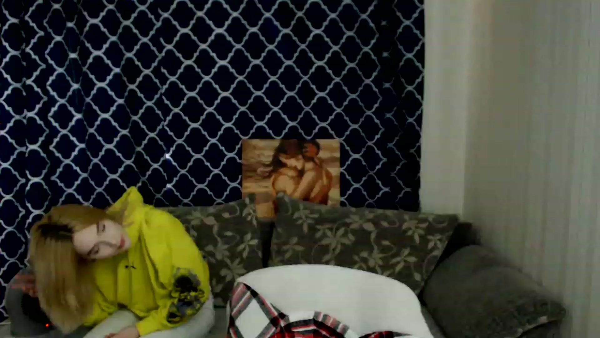 Gallery image thumbnail from EvaRockStar's myfreecams stream on, 03/16/2023, 10:28 image 5 of 20
