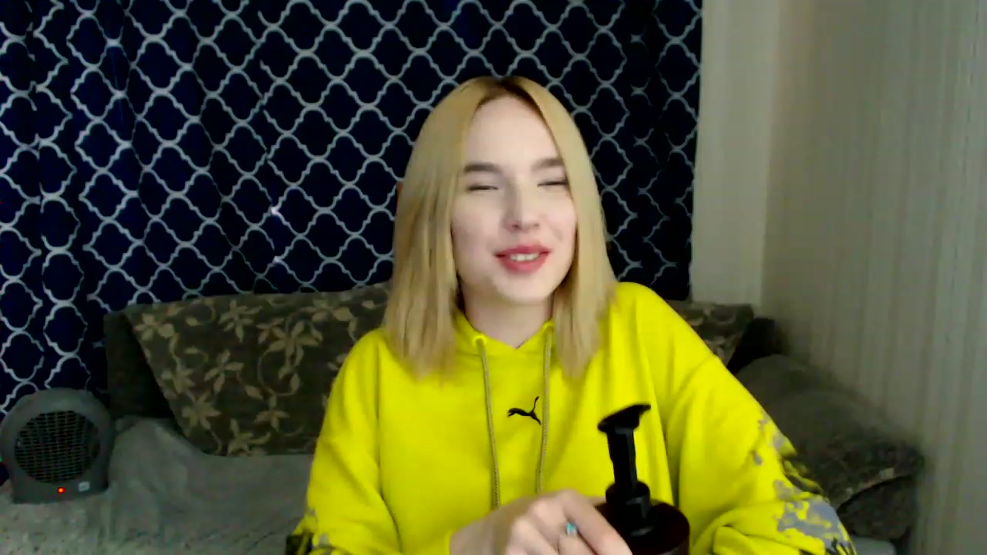Gallery image thumbnail from EvaRockStar's myfreecams stream on, 03/16/2023, 10:28 image 1 of 20