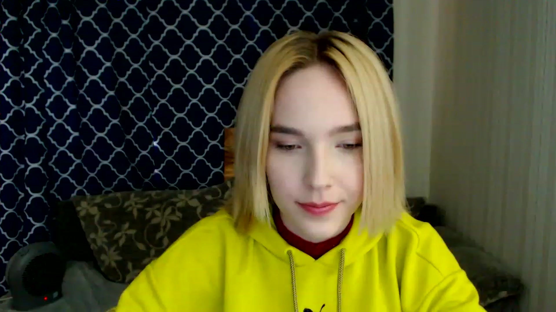 Gallery image thumbnail from EvaRockStar's myfreecams stream on, 03/16/2023, 10:28 image 6 of 20