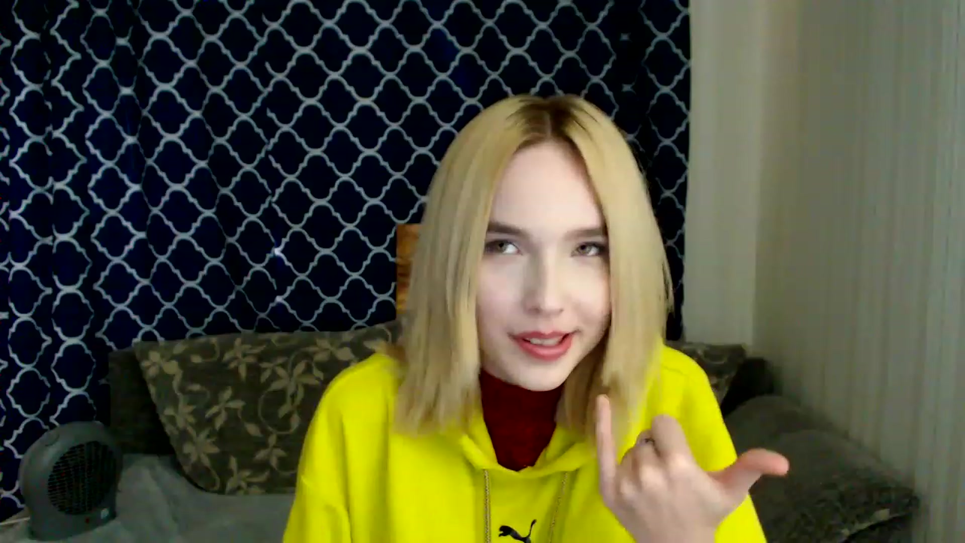 Gallery image thumbnail from EvaRockStar's myfreecams stream on, 03/16/2023, 10:28 image 19 of 20