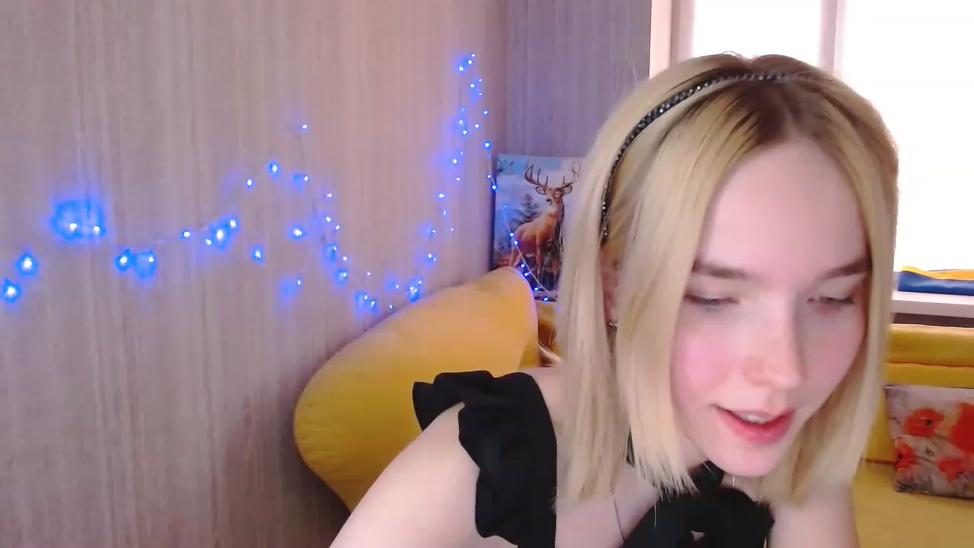 Gallery image thumbnail from EvaRockStar's myfreecams stream on, 03/23/2023, 14:38 image 12 of 20