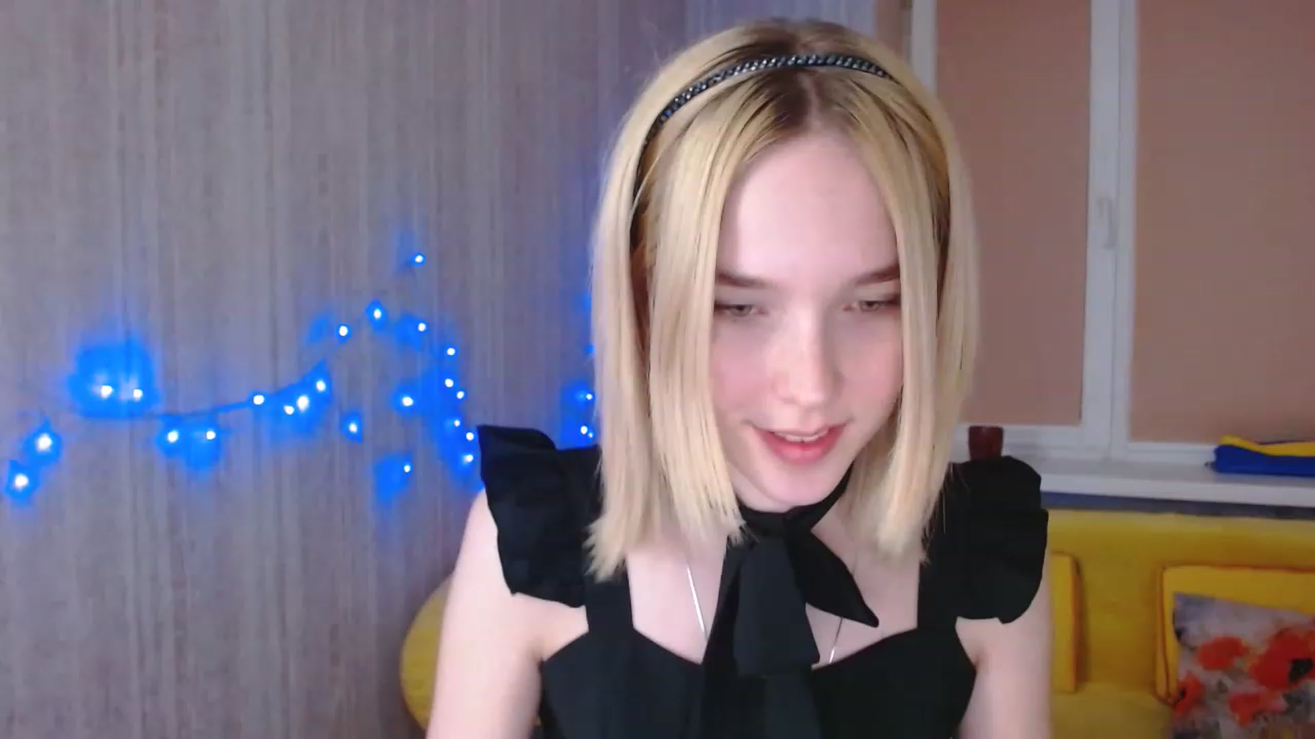 Gallery image thumbnail from EvaRockStar's myfreecams stream on, 03/23/2023, 16:41 image 6 of 20
