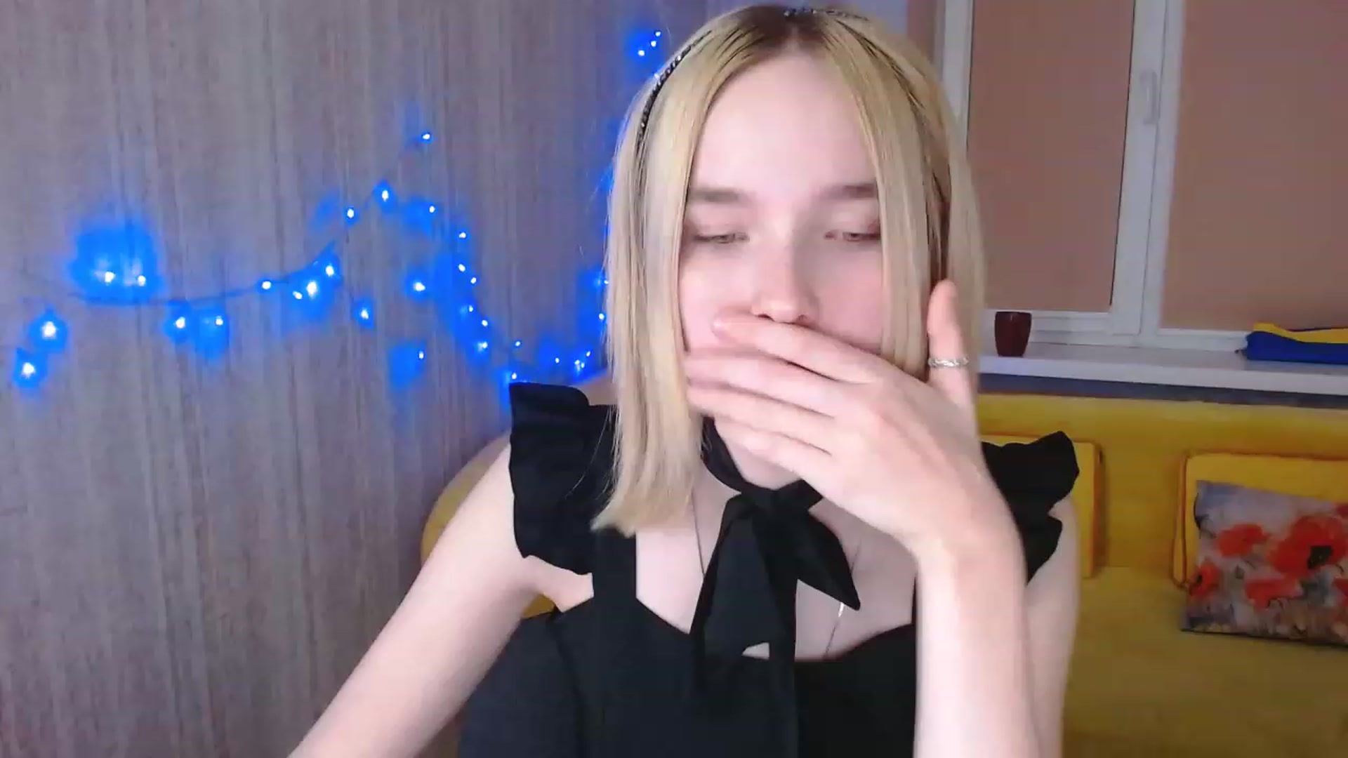 Gallery image thumbnail from EvaRockStar's myfreecams stream on, 03/23/2023, 16:41 image 19 of 20