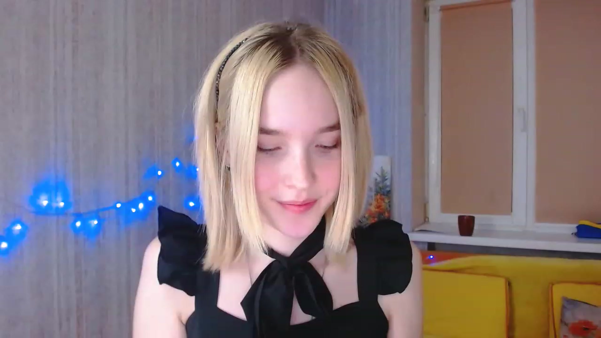 Gallery image thumbnail from EvaRockStar's myfreecams stream on, 03/23/2023, 19:17 image 12 of 20