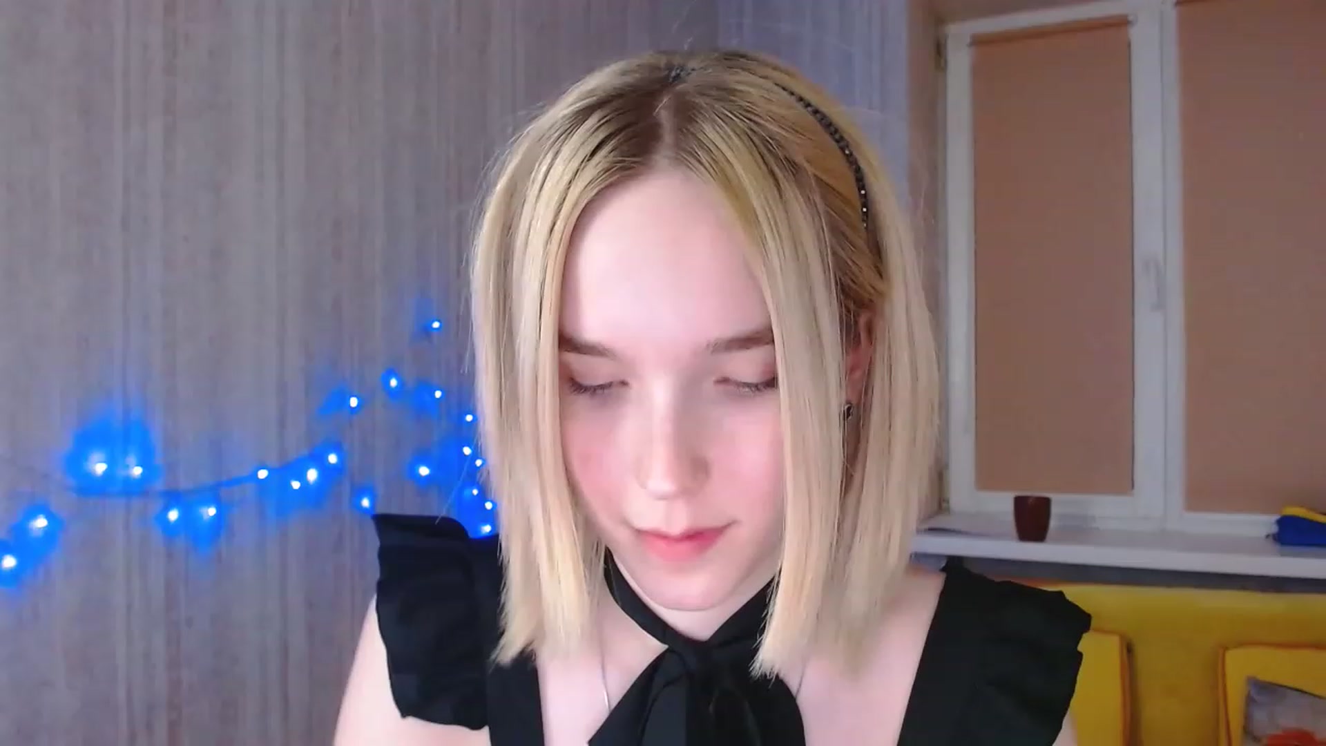 Gallery image thumbnail from EvaRockStar's myfreecams stream on, 03/23/2023, 19:17 image 20 of 20