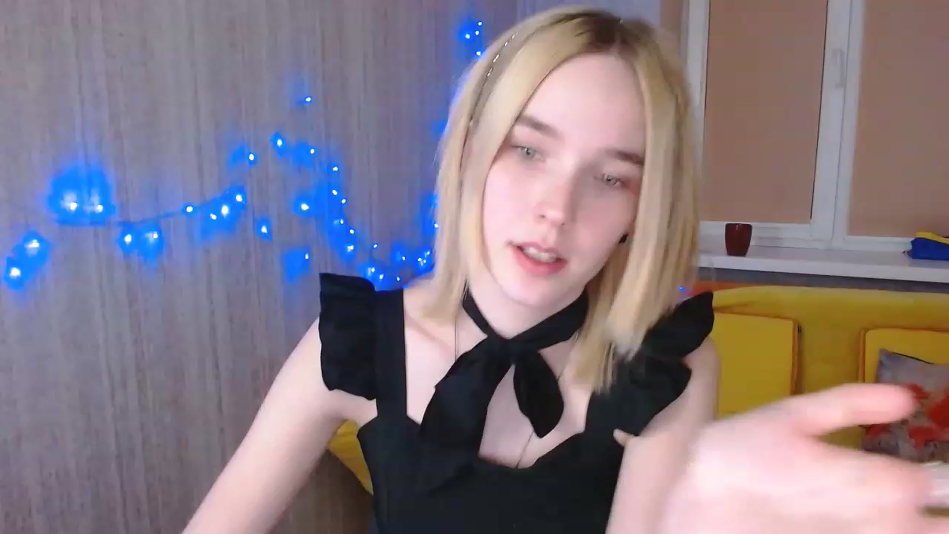 Gallery image thumbnail from EvaRockStar's myfreecams stream on, 03/23/2023, 19:17 image 11 of 20