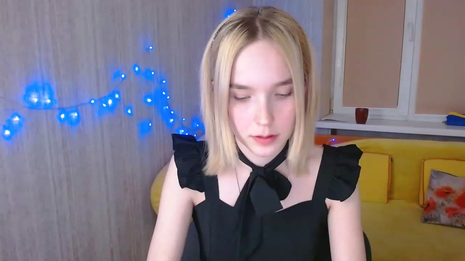 Gallery image thumbnail from EvaRockStar's myfreecams stream on, 03/23/2023, 19:17 image 5 of 20