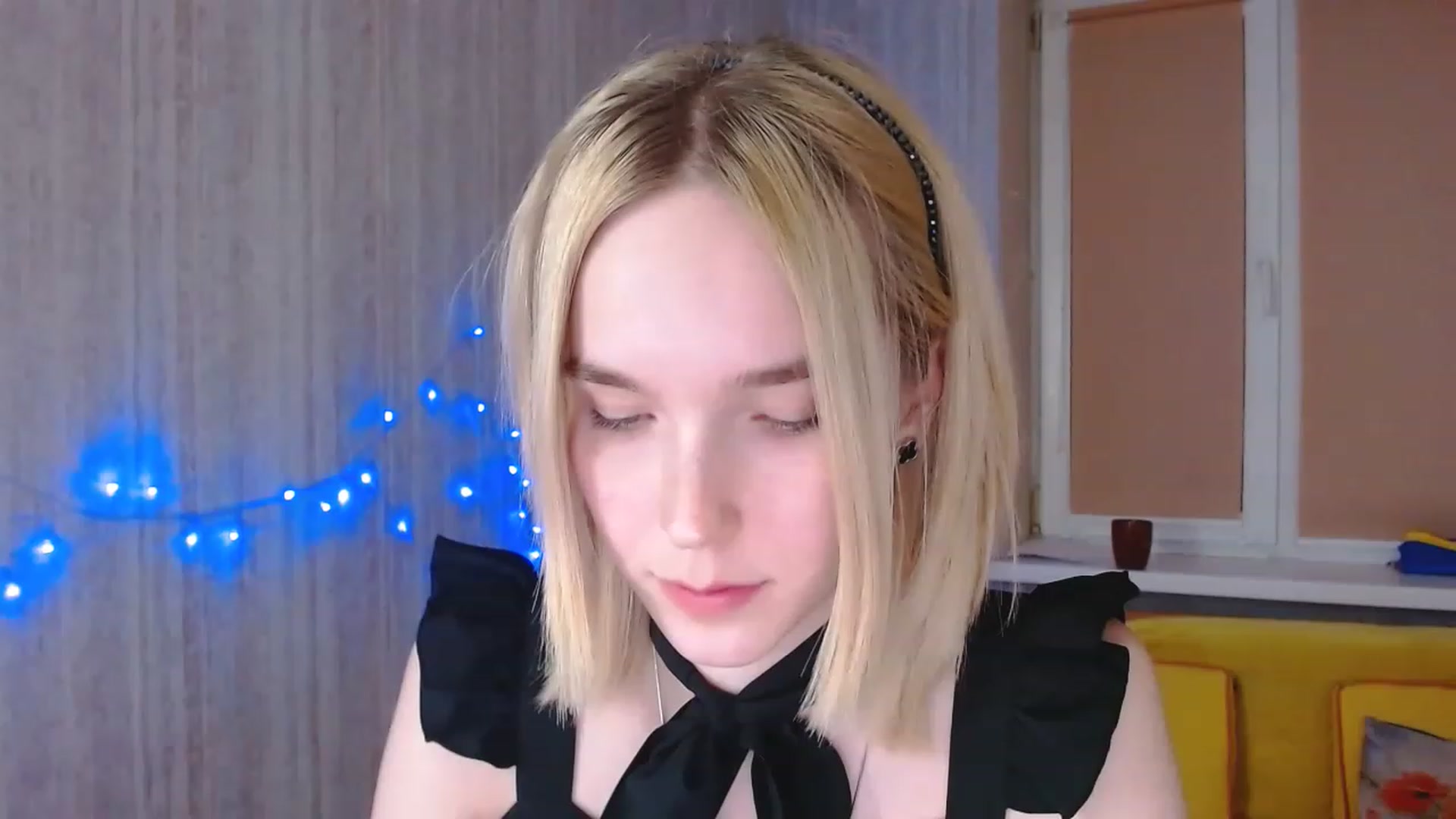 Gallery image thumbnail from EvaRockStar's myfreecams stream on, 03/23/2023, 19:17 image 14 of 20