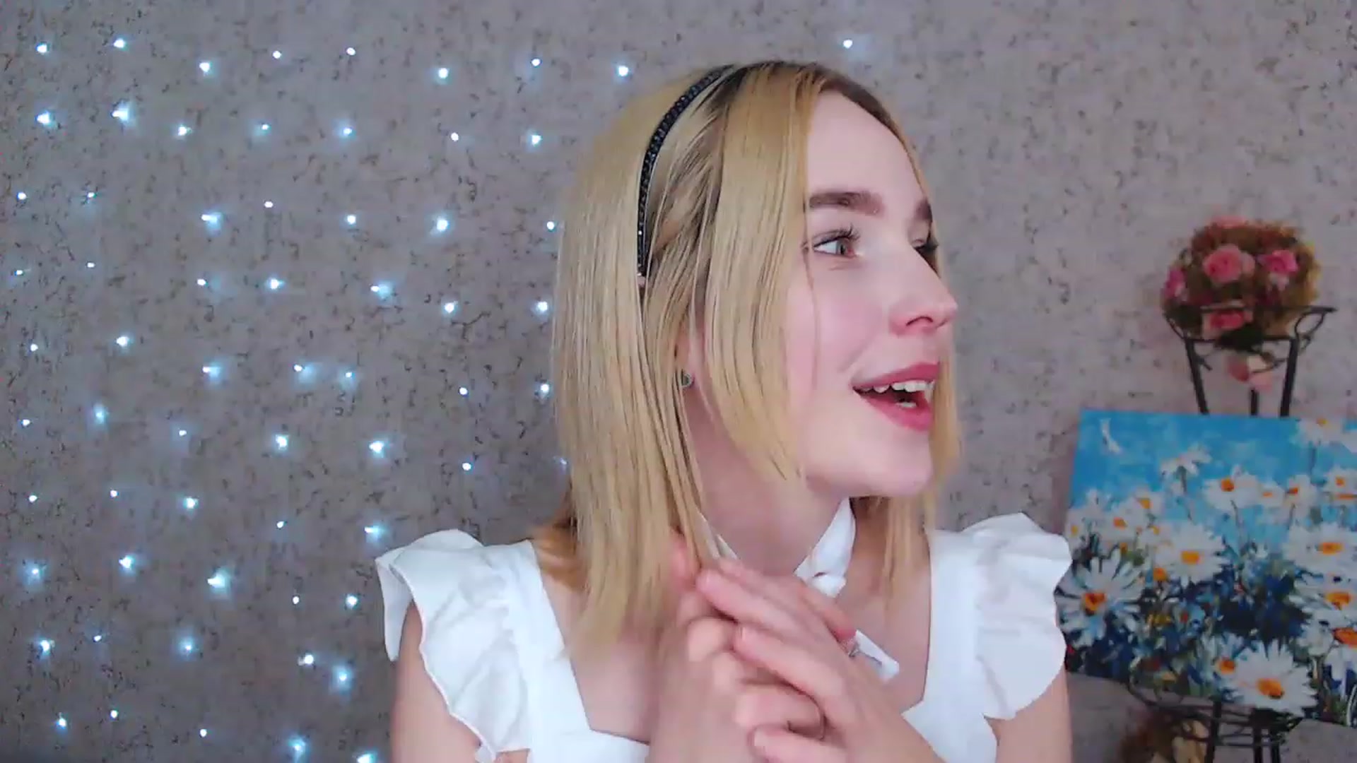 Gallery image thumbnail from EvaRockStar's myfreecams stream on, 03/24/2023, 15:41 image 4 of 20