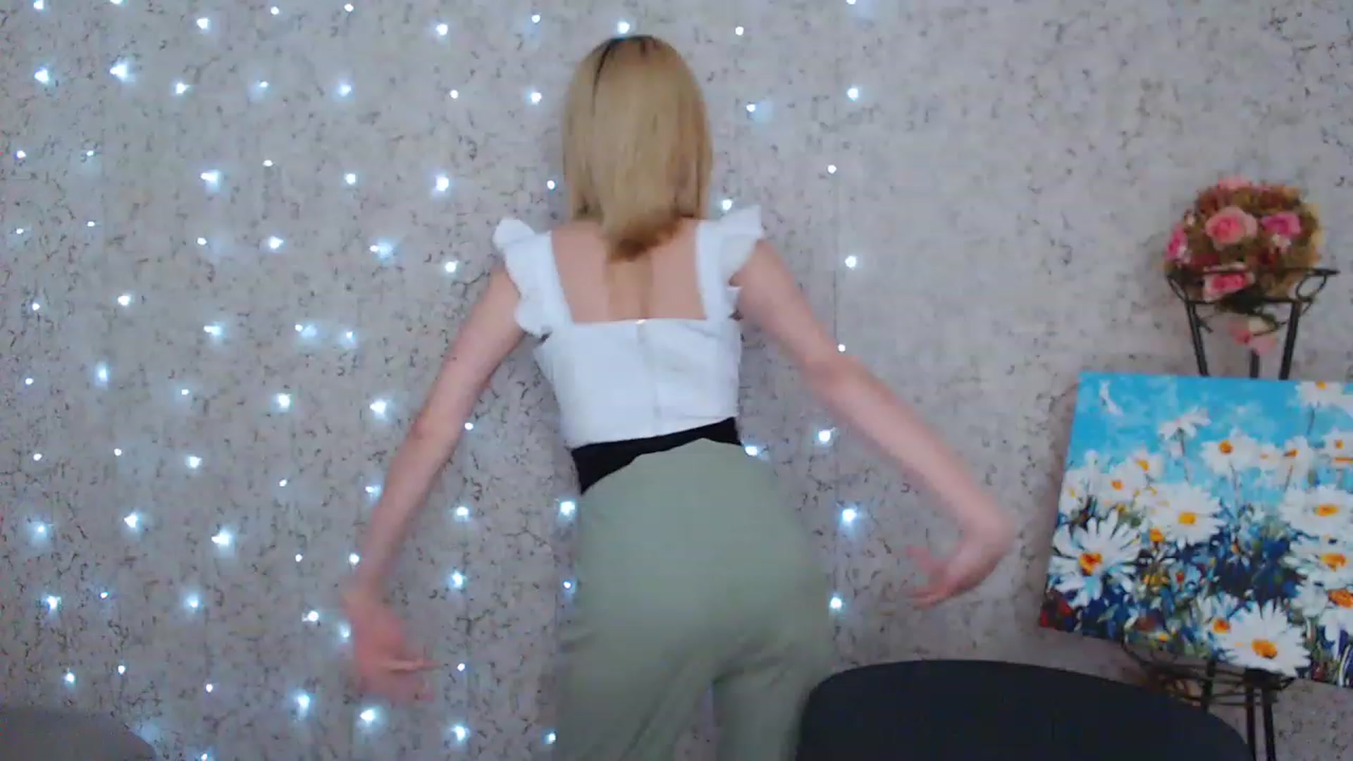 Gallery image thumbnail from EvaRockStar's myfreecams stream on, 03/24/2023, 15:41 image 18 of 20