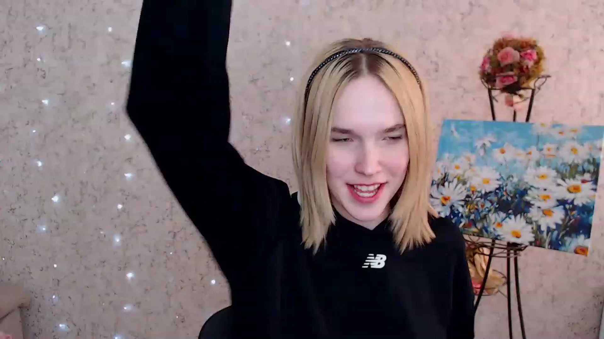 Gallery image thumbnail from EvaRockStar's myfreecams stream on, 03/25/2023, 11:52 image 13 of 20