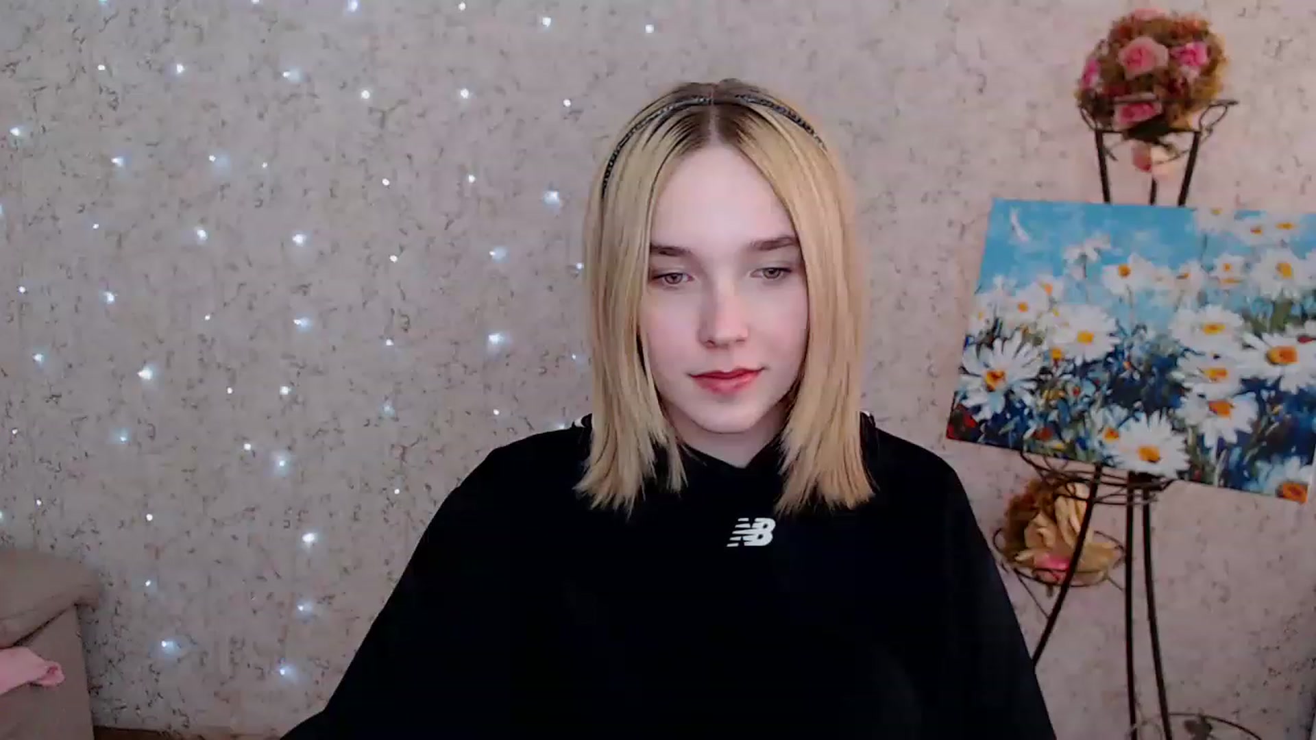 Gallery image thumbnail from EvaRockStar's myfreecams stream on, 03/25/2023, 11:52 image 6 of 20
