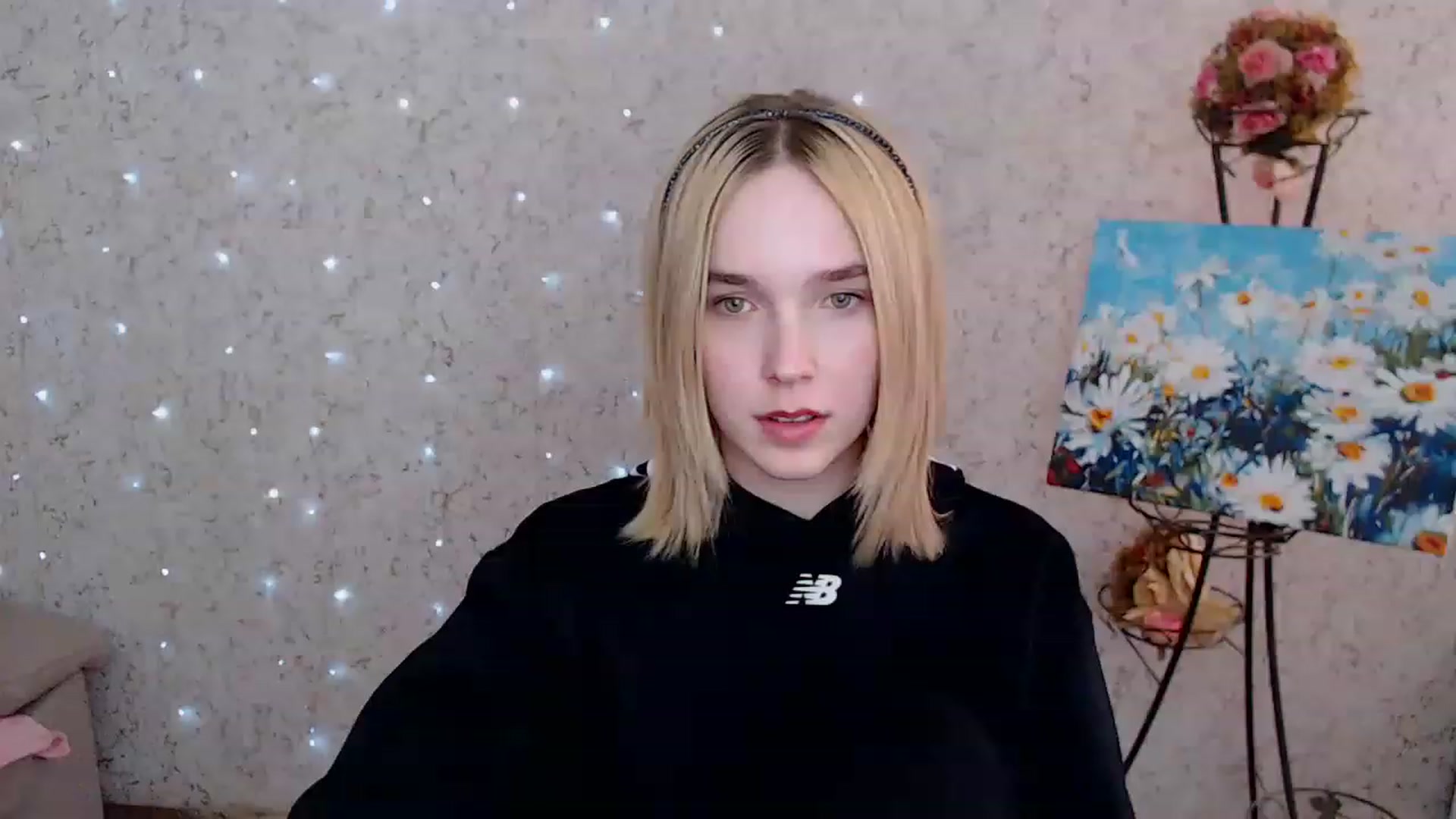Gallery image thumbnail from EvaRockStar's myfreecams stream on, 03/25/2023, 11:52 image 7 of 20