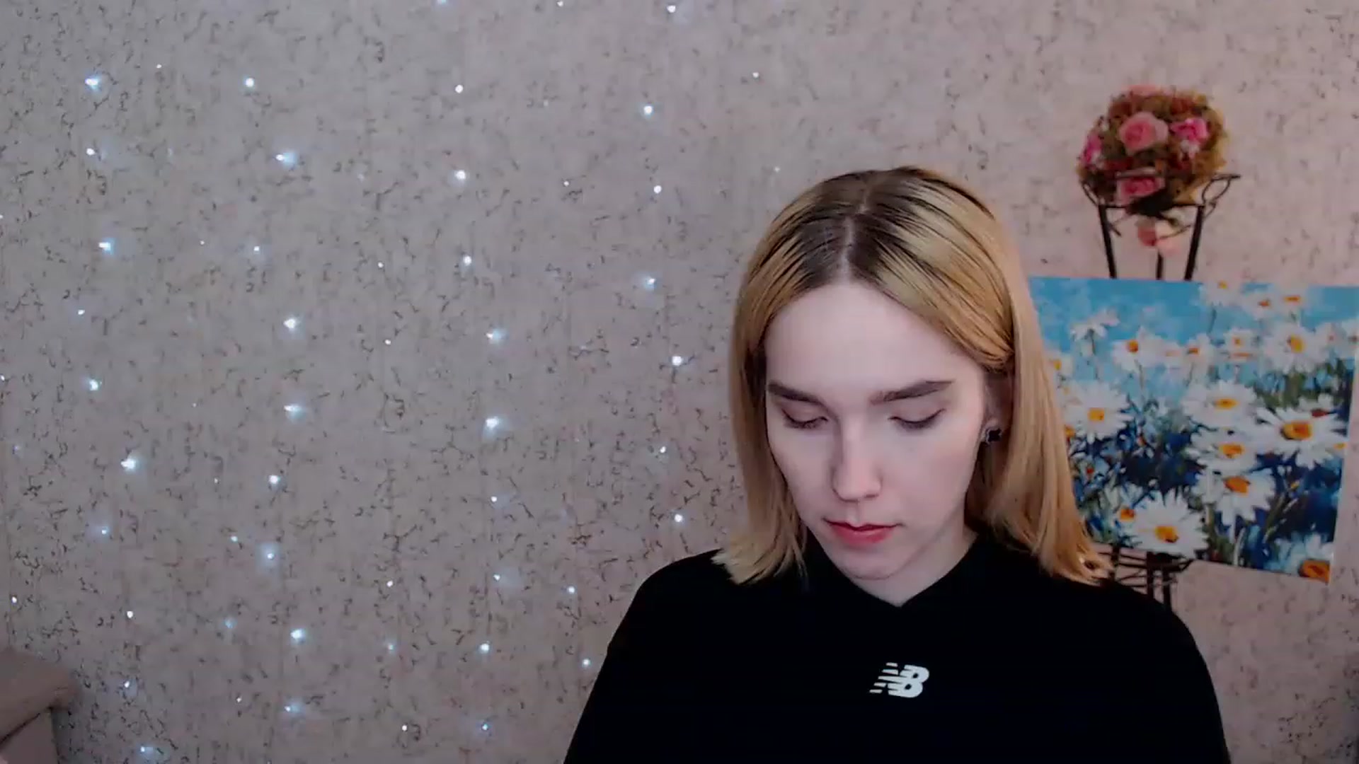 Gallery image thumbnail from EvaRockStar's myfreecams stream on, 03/25/2023, 12:09 image 17 of 20