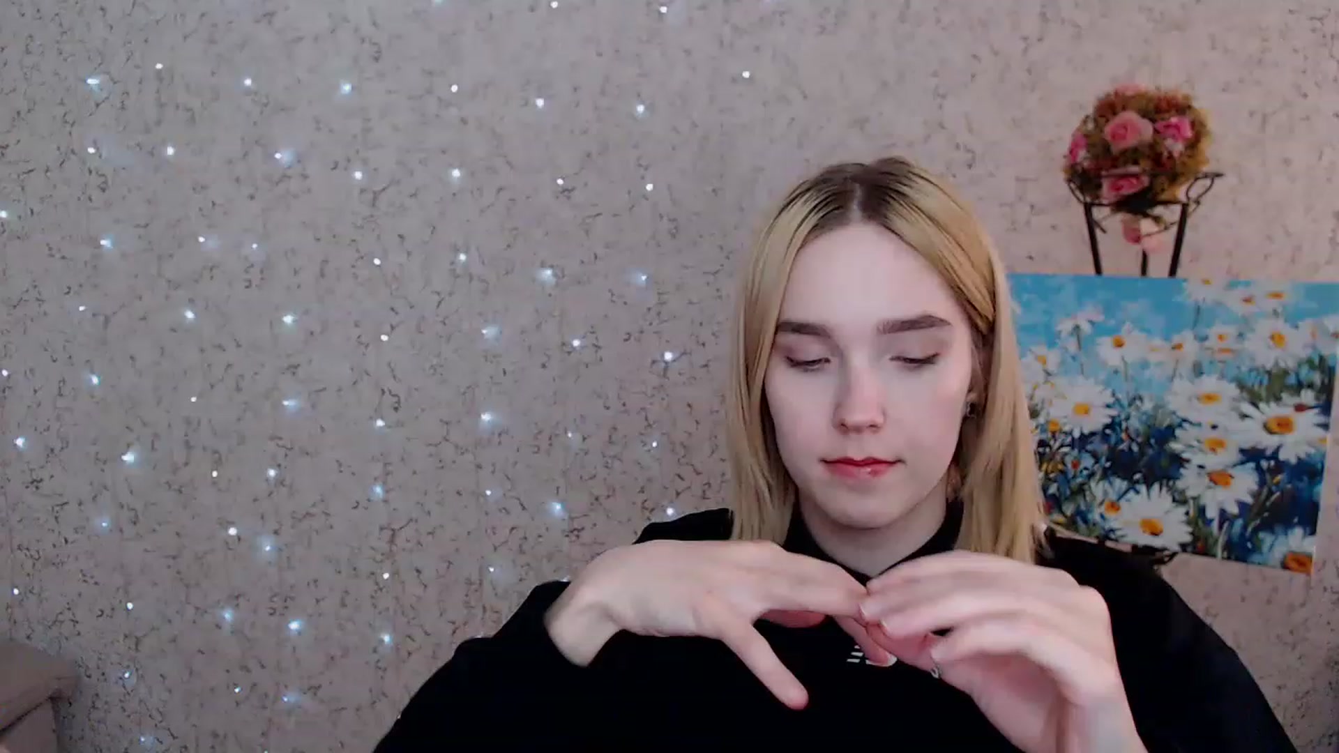 Gallery image thumbnail from EvaRockStar's myfreecams stream on, 03/25/2023, 12:09 image 14 of 20