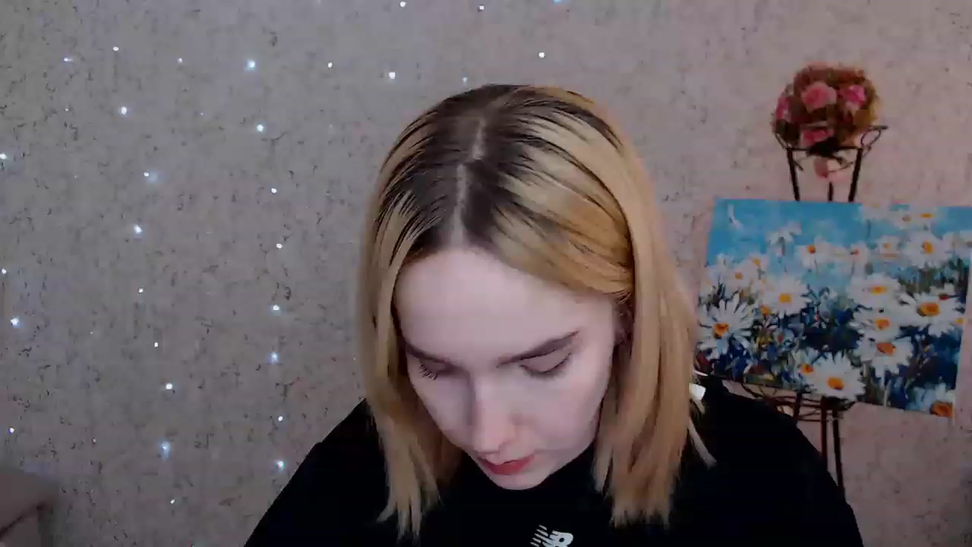 Gallery image thumbnail from EvaRockStar's myfreecams stream on, 03/25/2023, 12:09 image 11 of 20