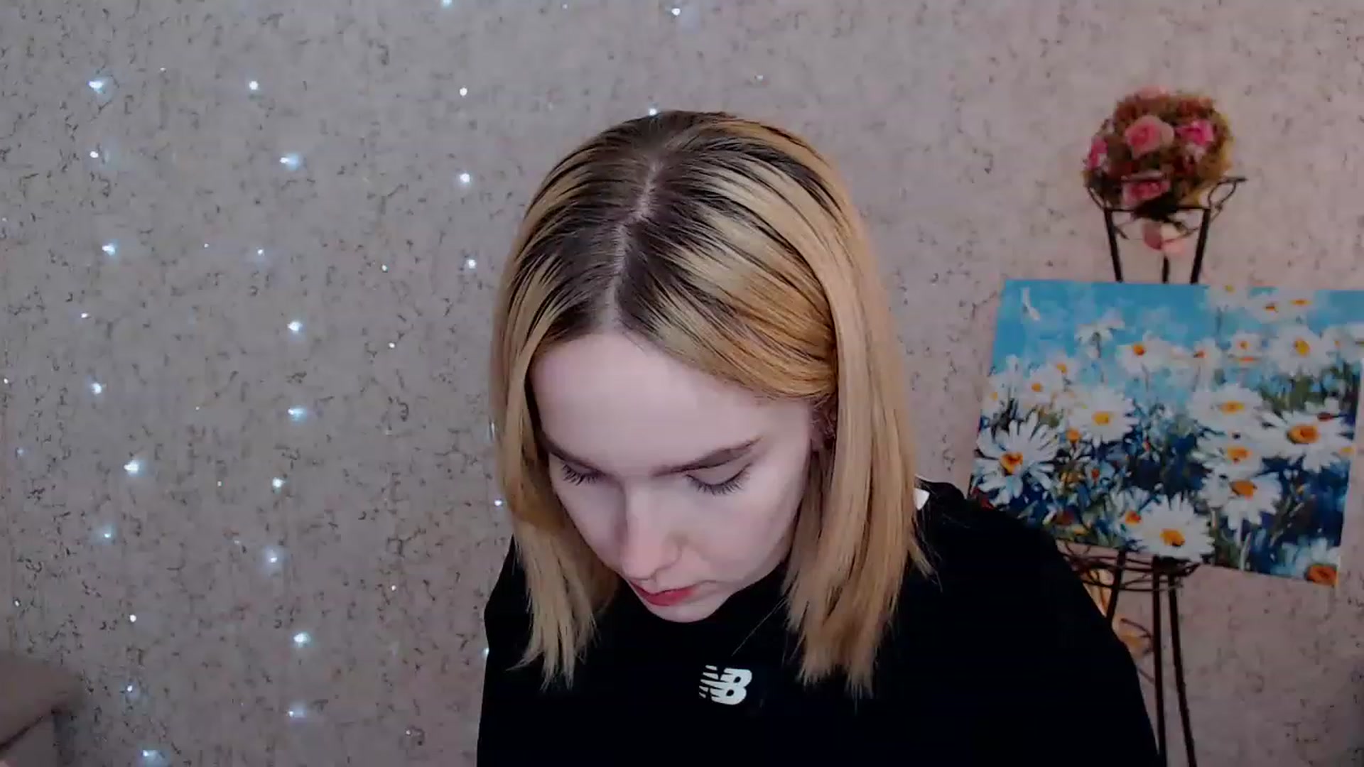Gallery image thumbnail from EvaRockStar's myfreecams stream on, 03/25/2023, 12:09 image 10 of 20