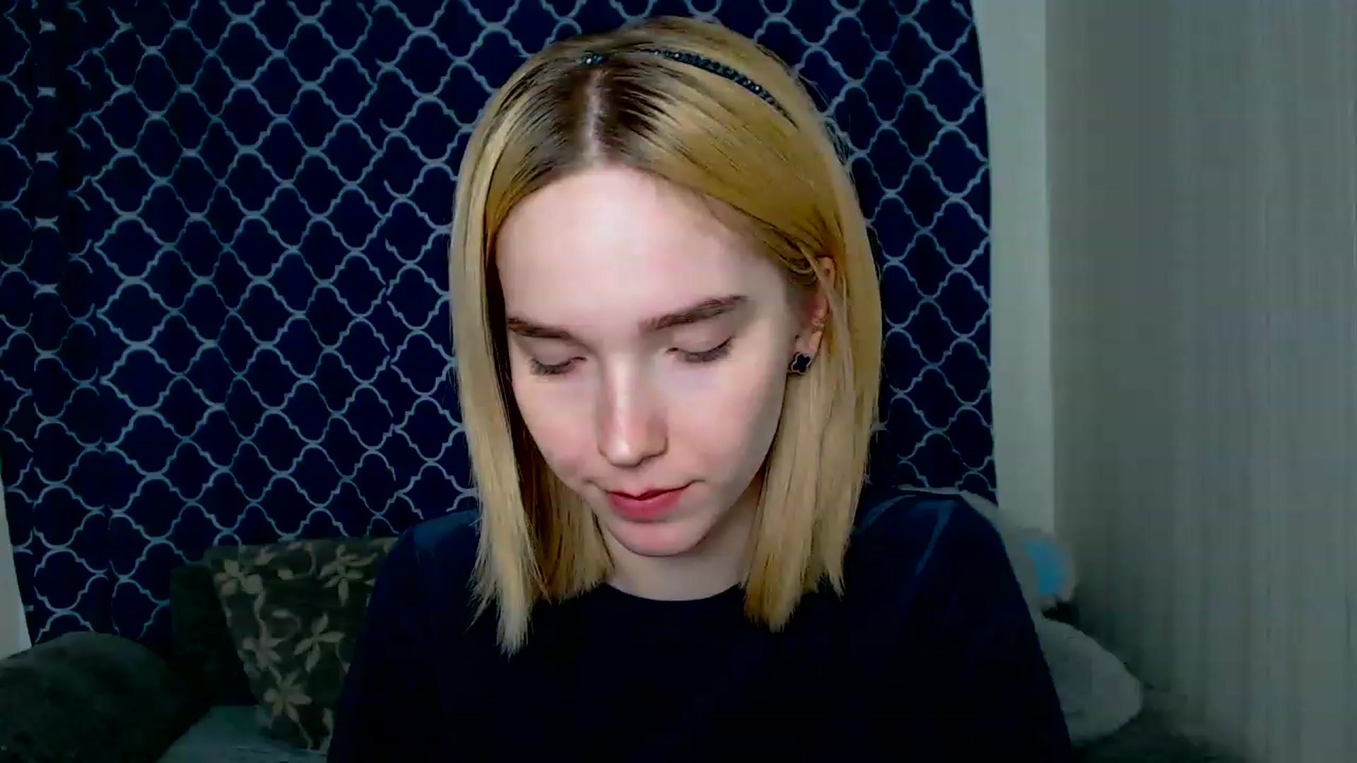 Gallery image thumbnail from EvaRockStar's myfreecams stream on, 03/26/2023, 10:45 image 5 of 20