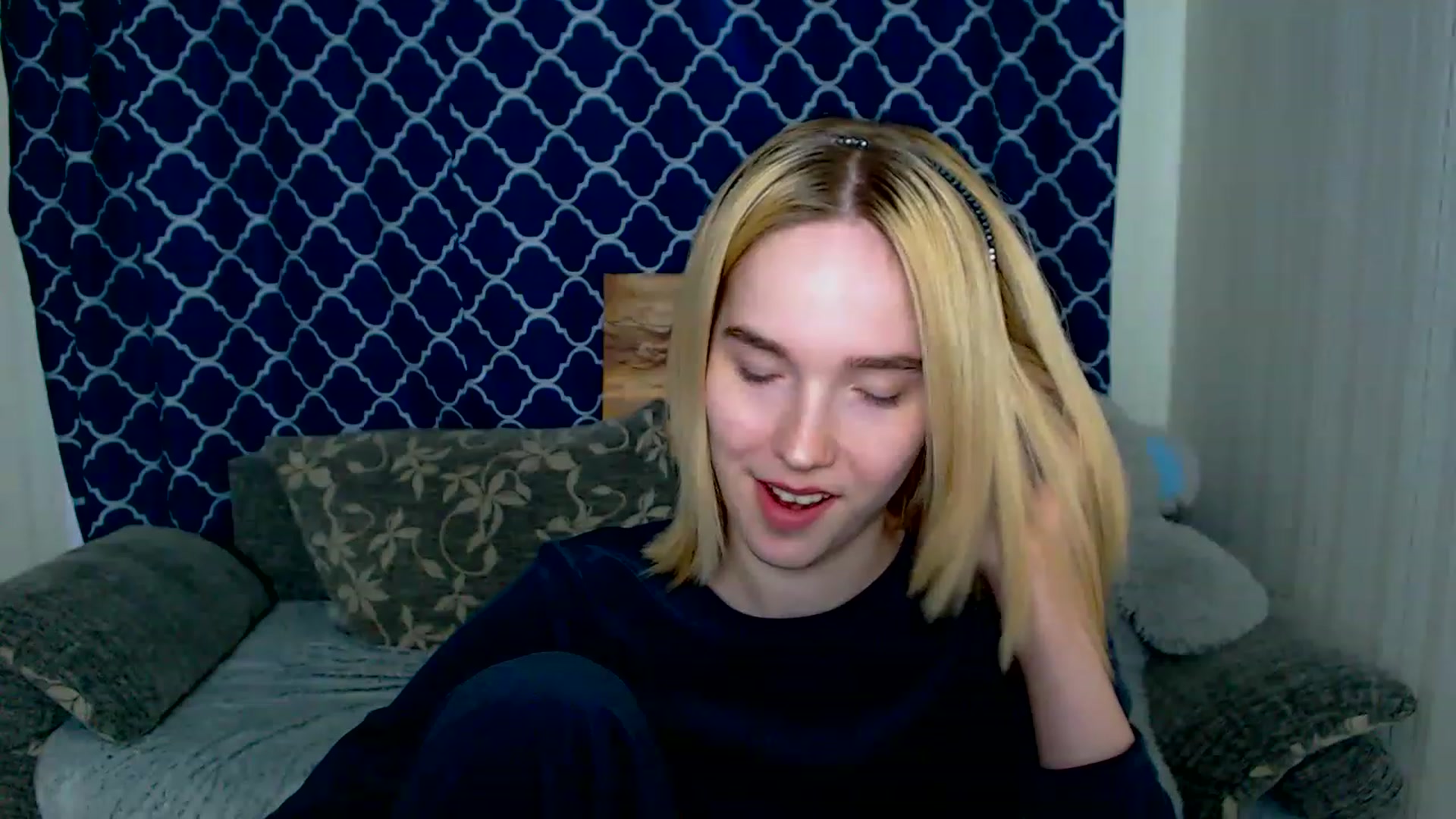 Gallery image thumbnail from EvaRockStar's myfreecams stream on, 03/26/2023, 10:45 image 11 of 20