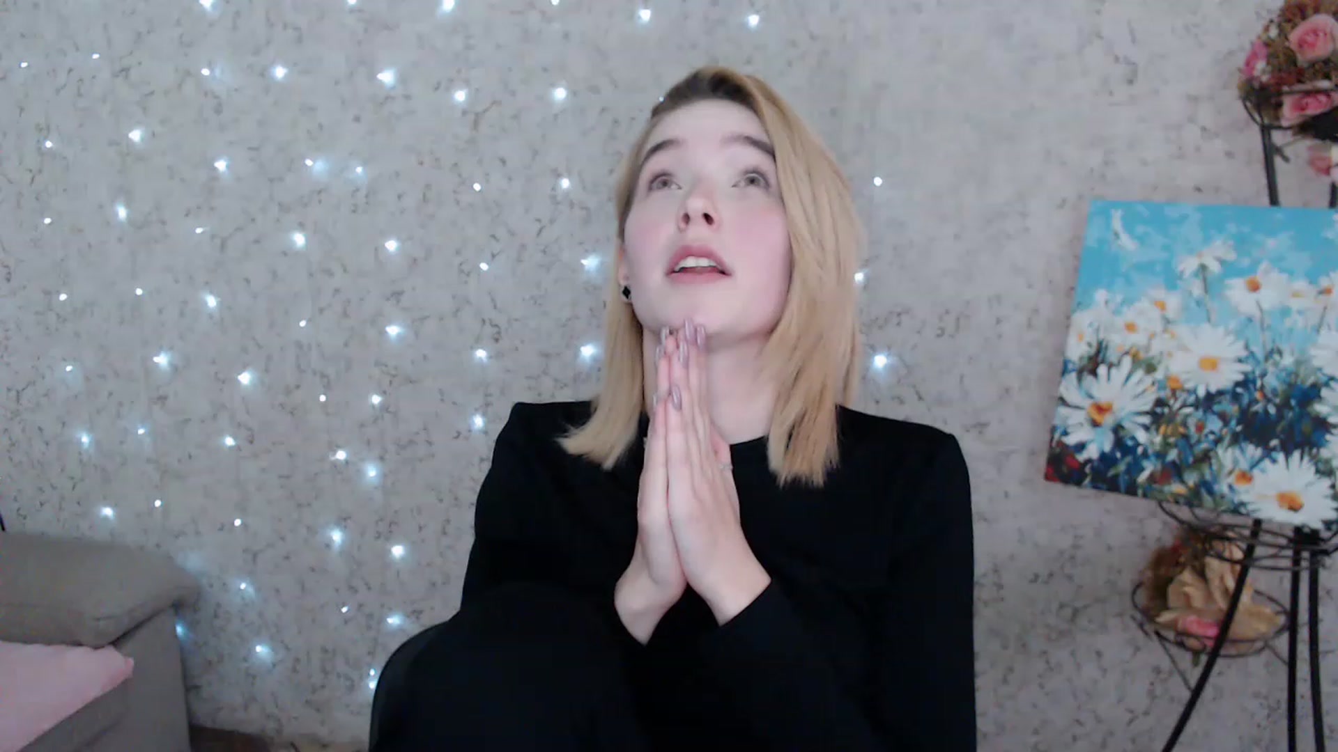 Gallery image thumbnail from EvaRockStar's myfreecams stream on, 03/27/2023, 14:23 image 14 of 20