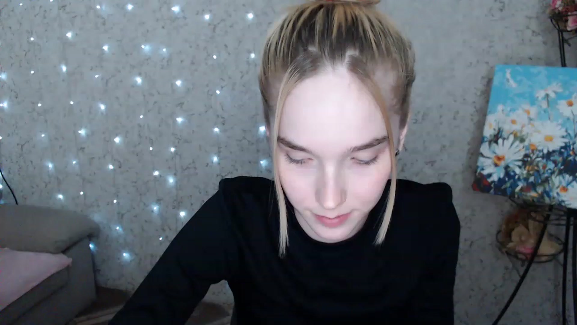 Gallery image thumbnail from EvaRockStar's myfreecams stream on, 03/27/2023, 17:11 image 19 of 20