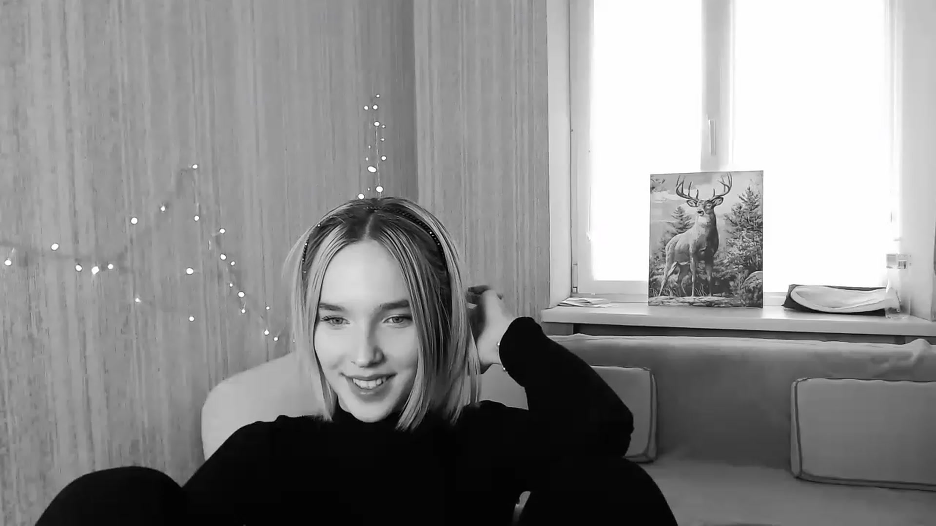 Gallery image thumbnail from EvaRockStar's myfreecams stream on, 03/28/2023, 11:09 image 6 of 20