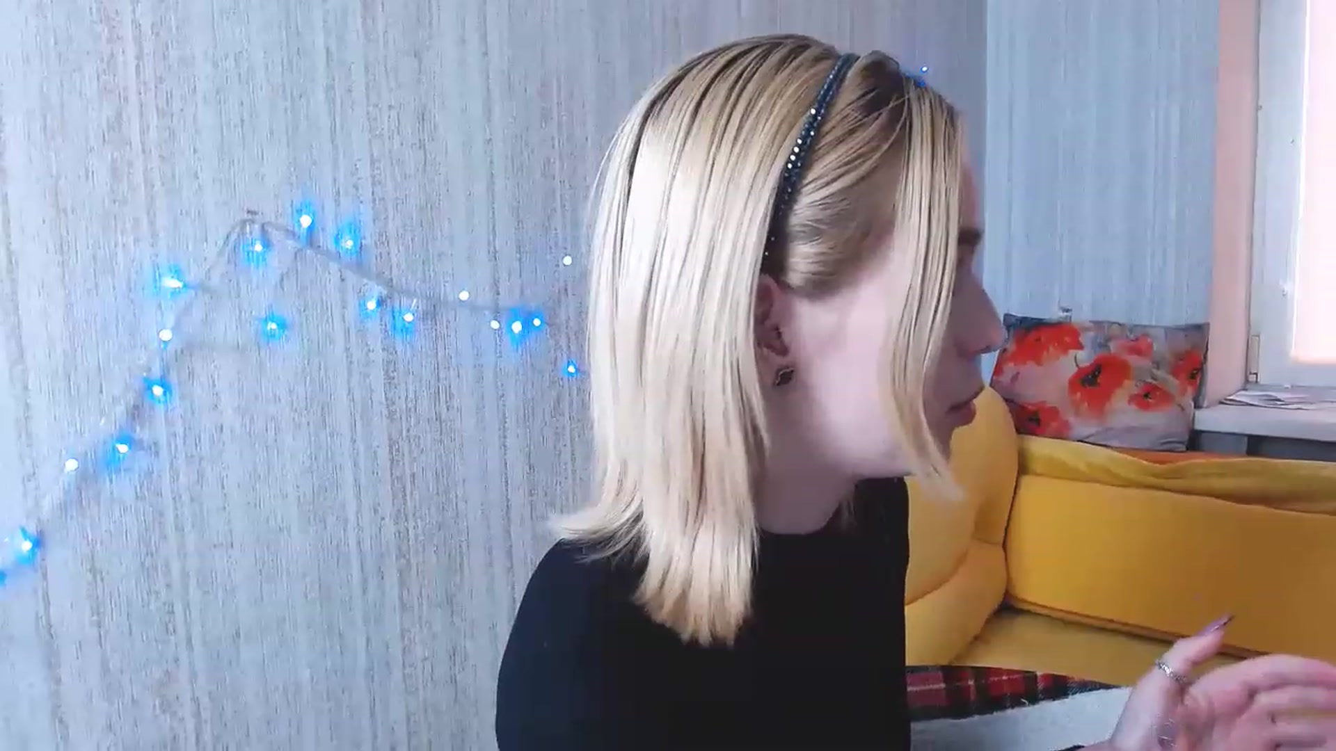 Gallery image thumbnail from EvaRockStar's myfreecams stream on, 03/28/2023, 12:09 image 13 of 20