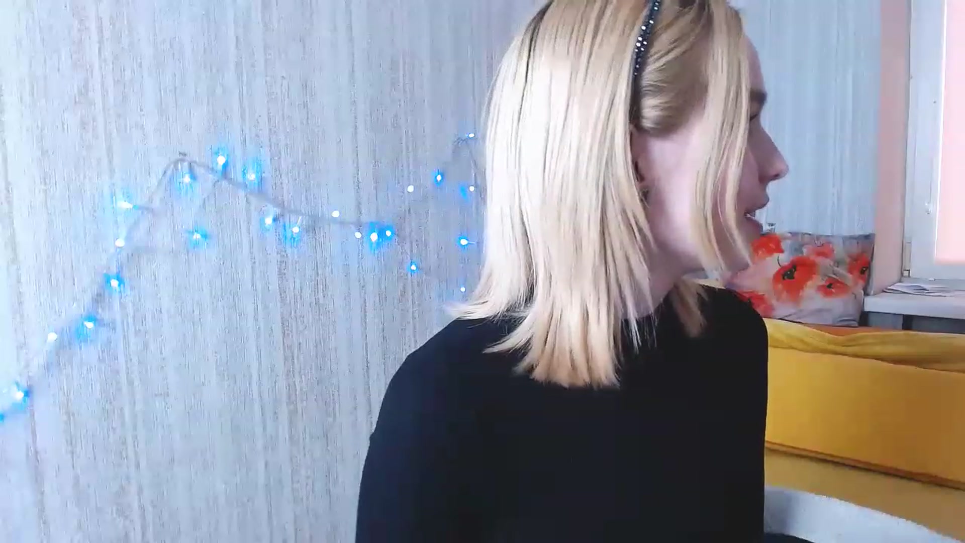 Gallery image thumbnail from EvaRockStar's myfreecams stream on, 03/28/2023, 12:09 image 17 of 20