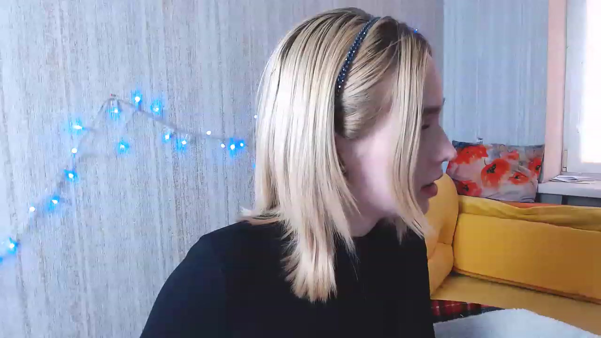 Gallery image thumbnail from EvaRockStar's myfreecams stream on, 03/28/2023, 12:09 image 12 of 20