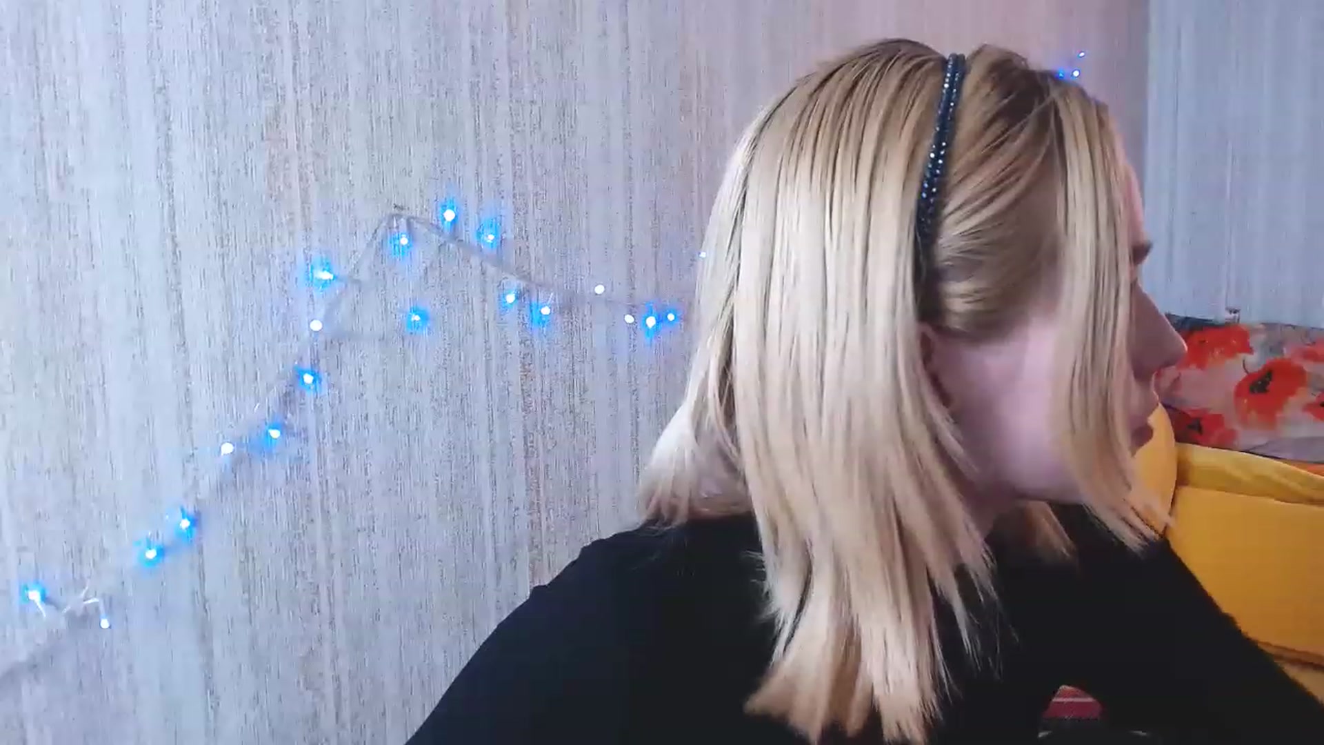 Gallery image thumbnail from EvaRockStar's myfreecams stream on, 03/28/2023, 12:09 image 6 of 20