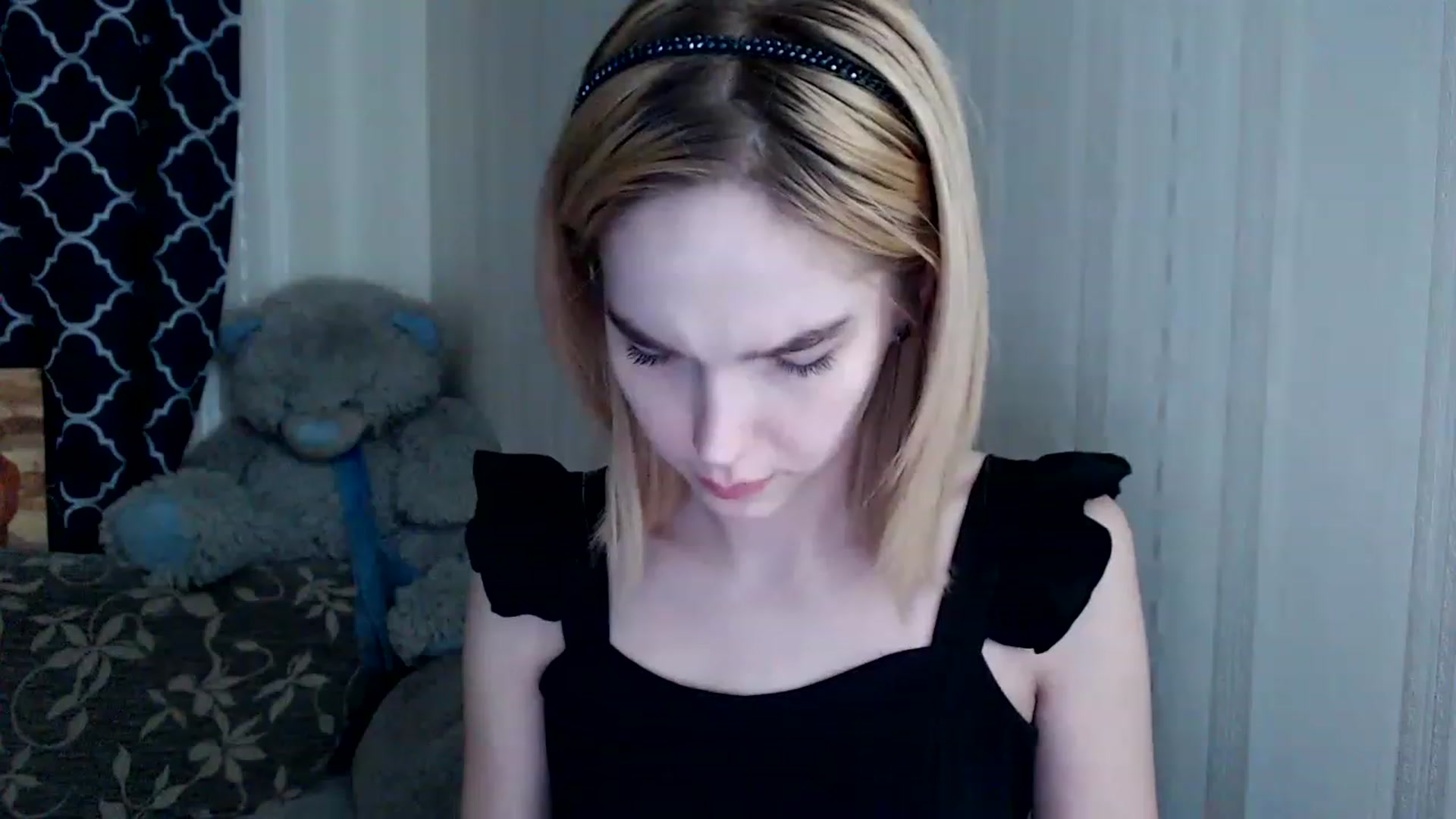 Gallery image thumbnail from EvaRockStar's myfreecams stream on, 03/29/2023, 11:27 image 20 of 20