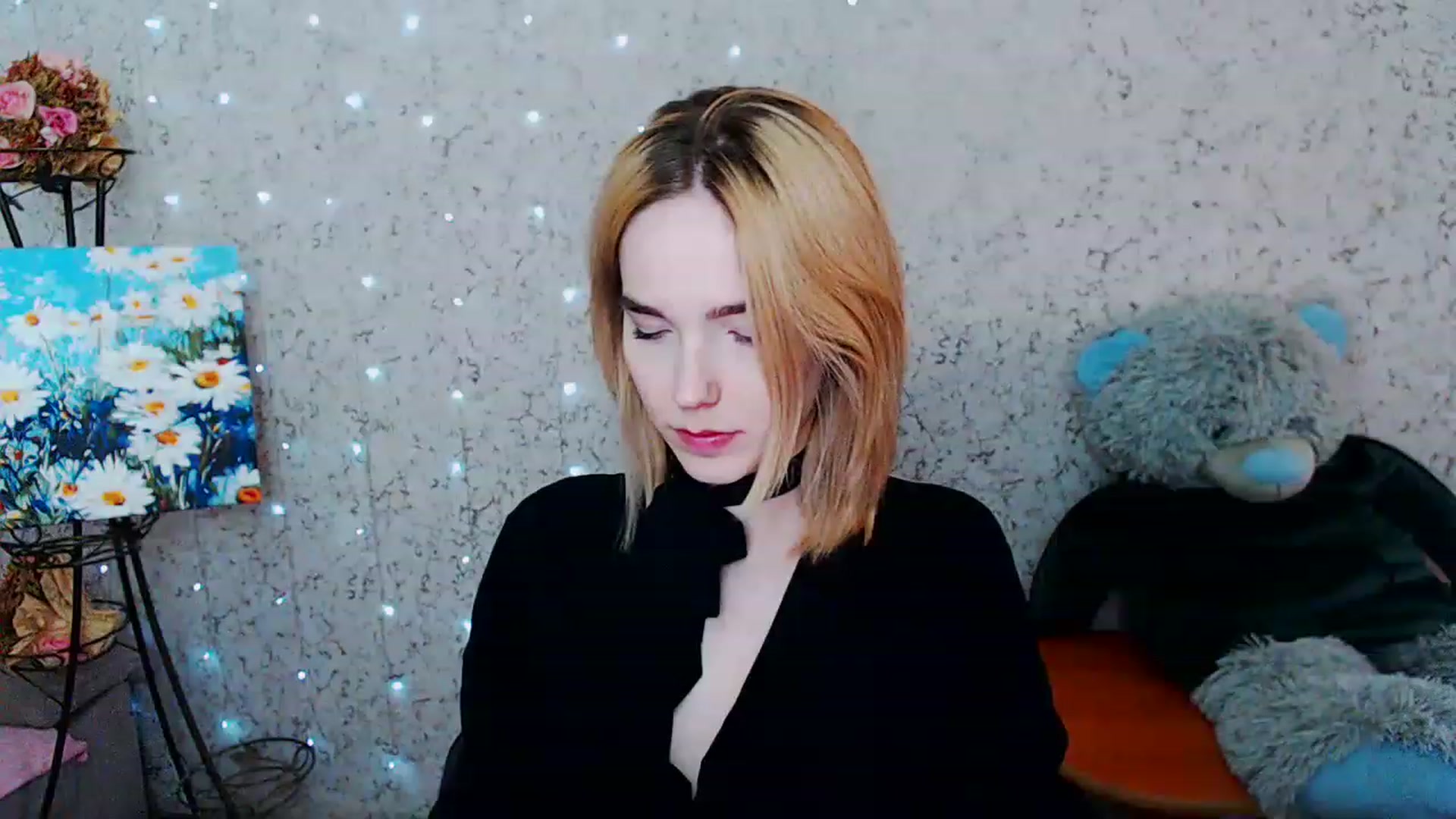 Gallery image thumbnail from EvaRockStar's myfreecams stream on, 03/30/2023, 09:19 image 17 of 20