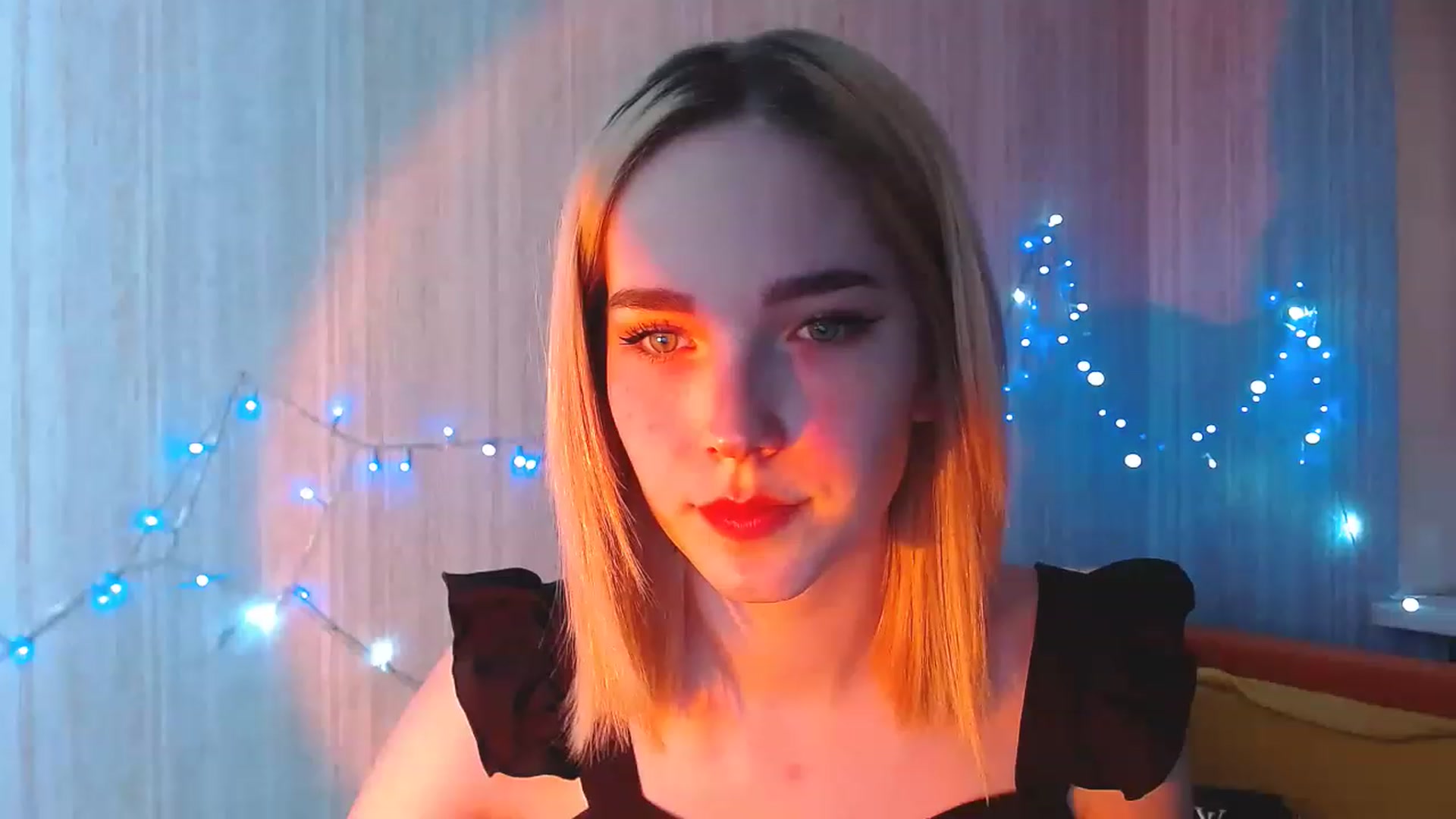 Gallery image thumbnail from EvaRockStar's myfreecams stream on, 04/05/2023, 15:45 image 13 of 20