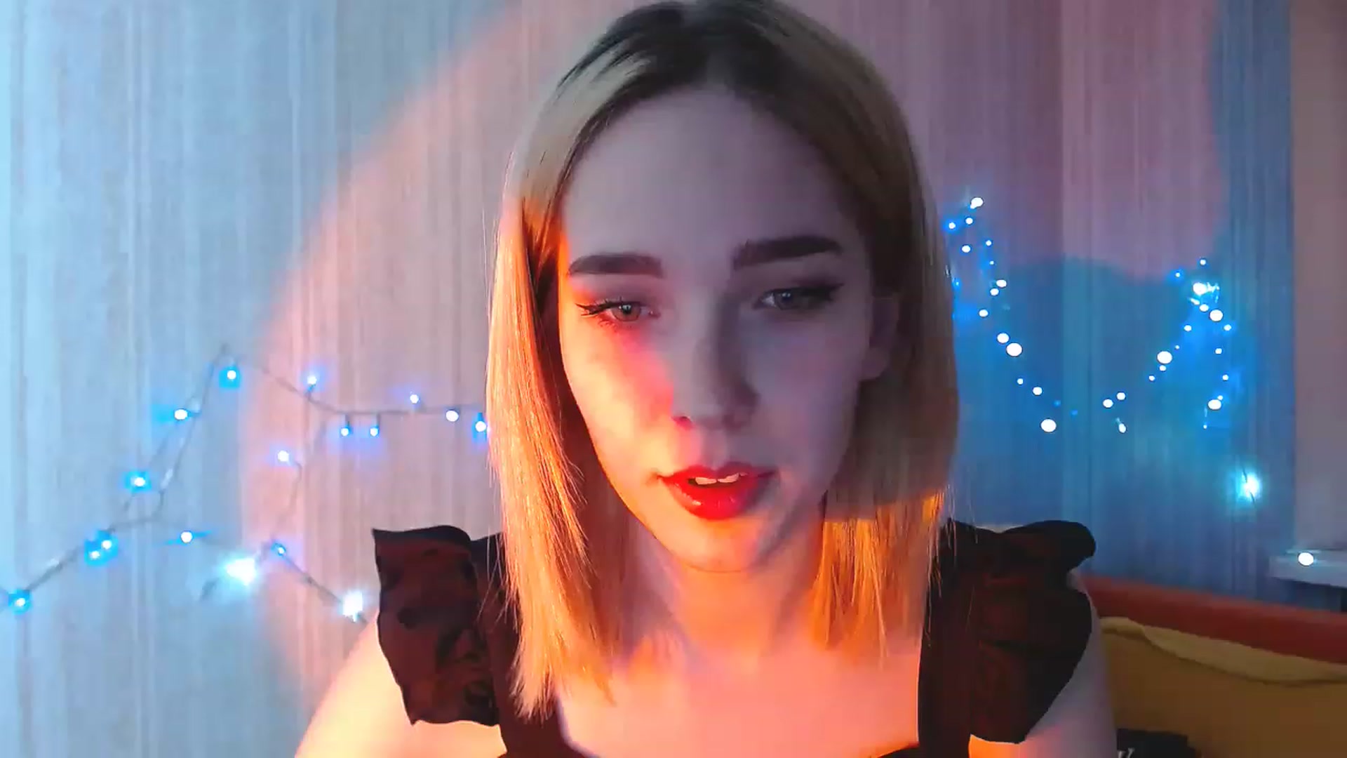 Gallery image thumbnail from EvaRockStar's myfreecams stream on, 04/05/2023, 15:45 image 12 of 20