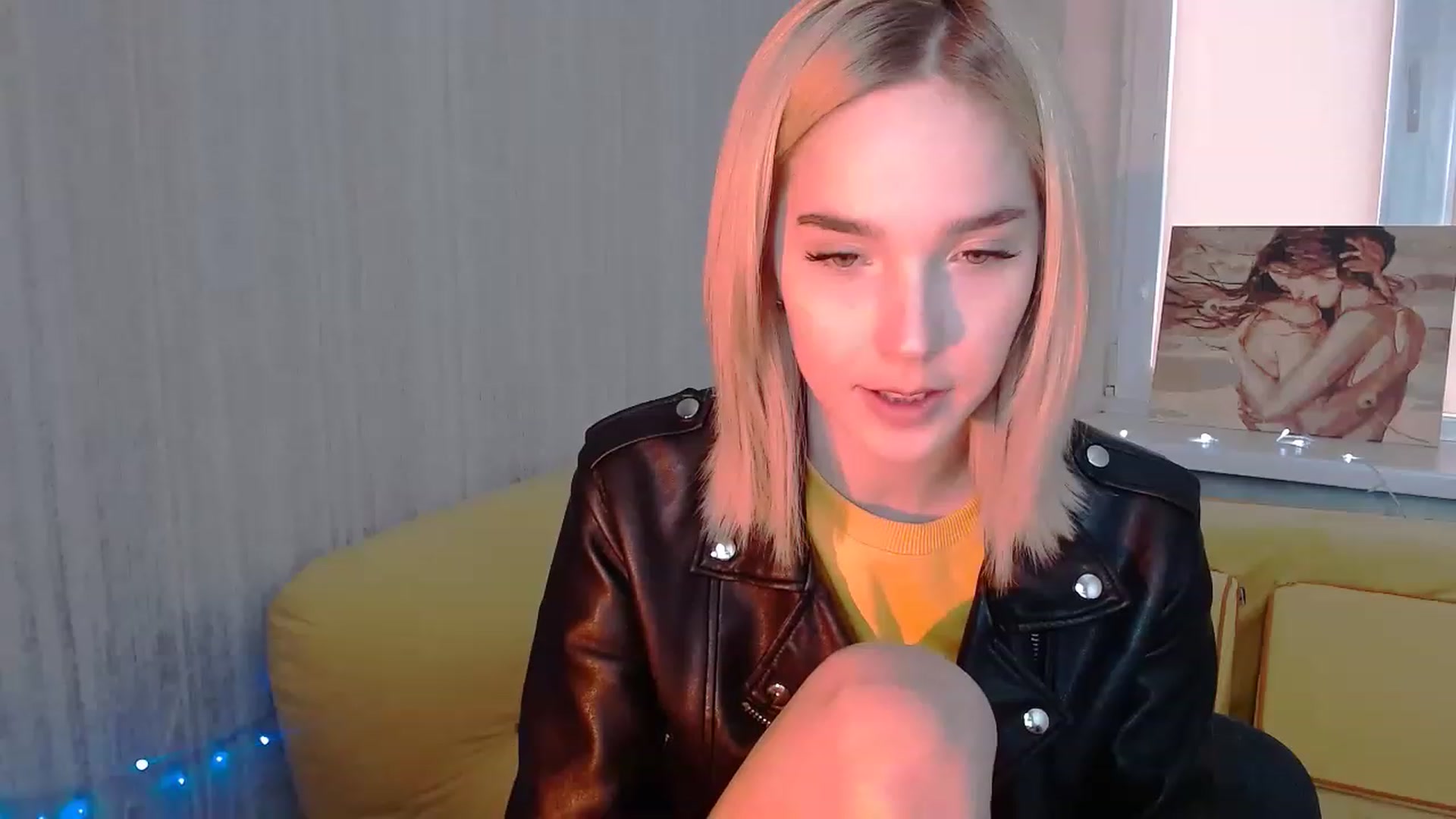 Gallery image thumbnail from EvaRockStar's myfreecams stream on, 04/07/2023, 15:34 image 4 of 20