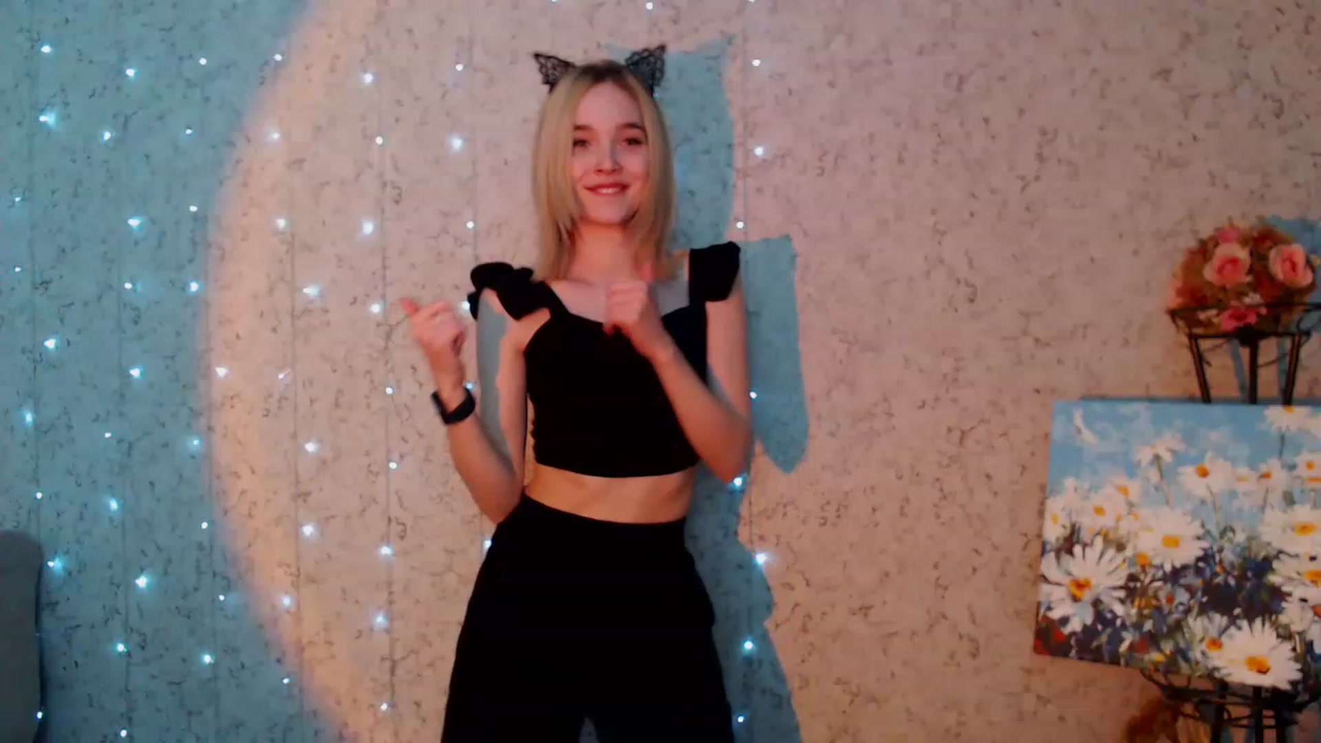 Gallery image thumbnail from EvaRockStar's myfreecams stream on, 04/08/2023, 15:23 image 18 of 20
