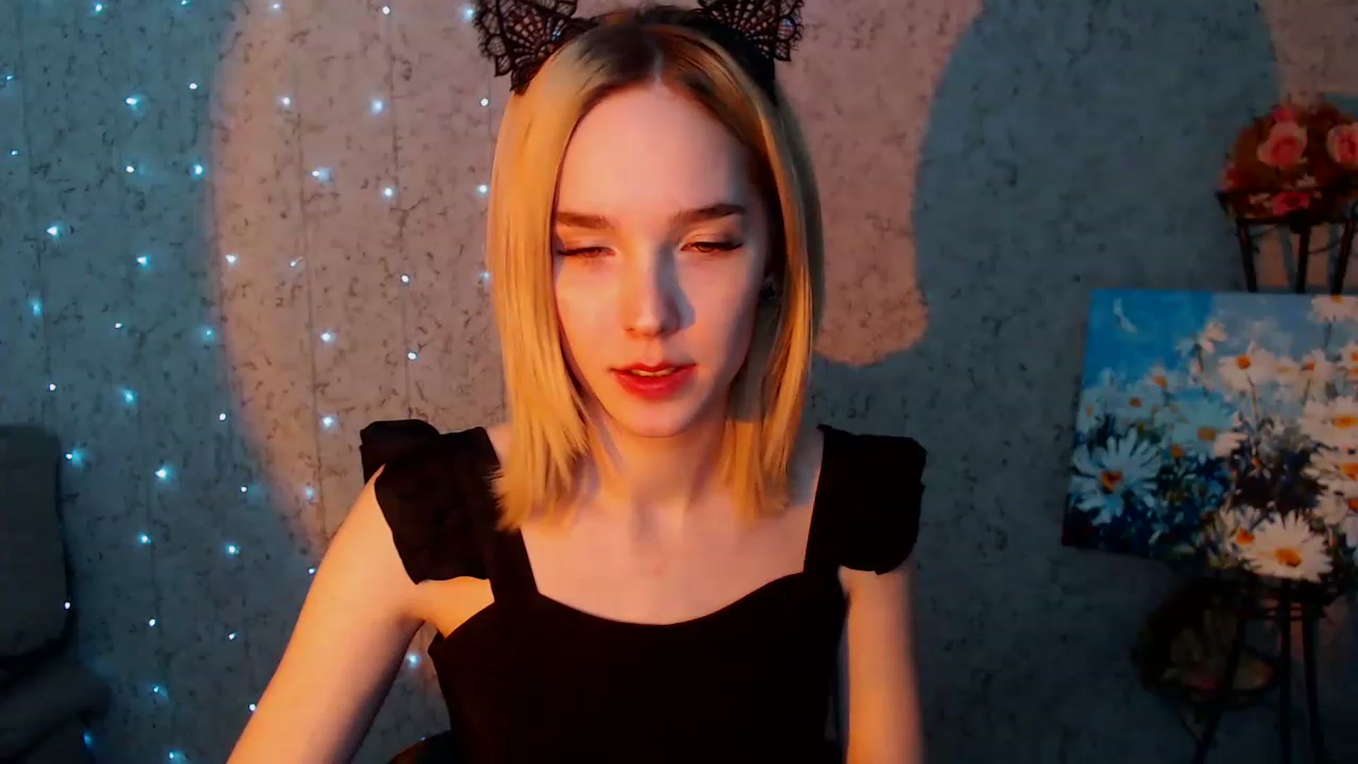 Gallery image thumbnail from EvaRockStar's myfreecams stream on, 04/08/2023, 15:23 image 15 of 20